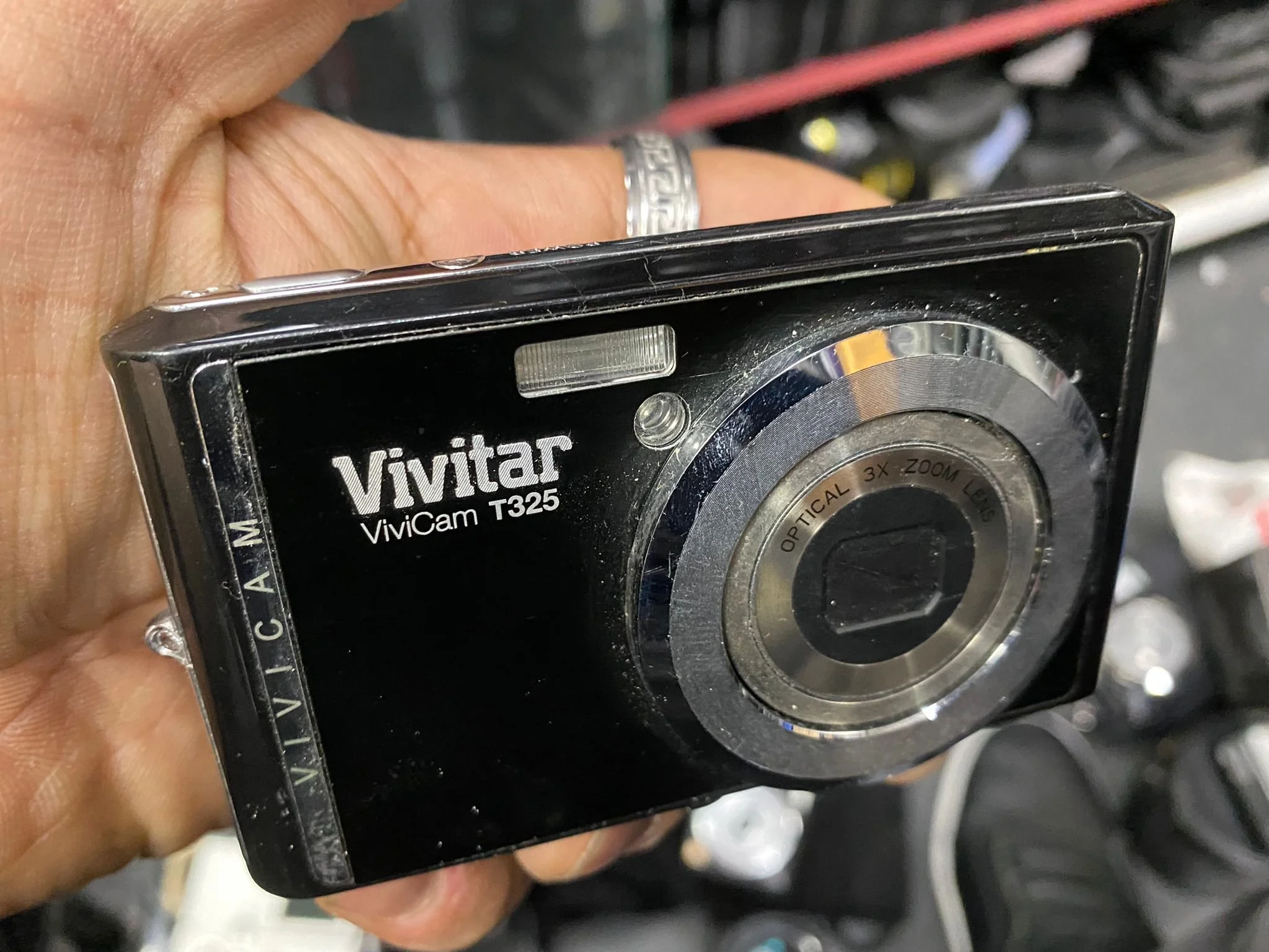 Vivitar Vivicam T325 12MP Digital Camera Black | CONDITION - USED | £12.99