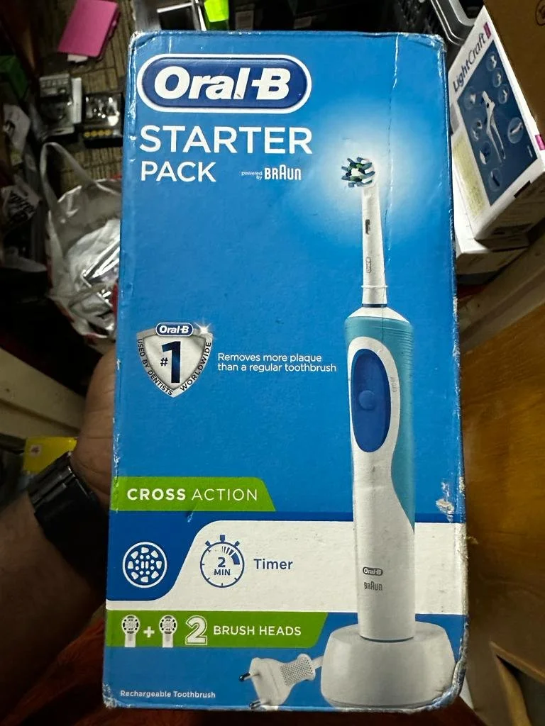 Oral-B Cross Action Electric Toothbrush Starter Pack | CONDITION - NEW | £19.99