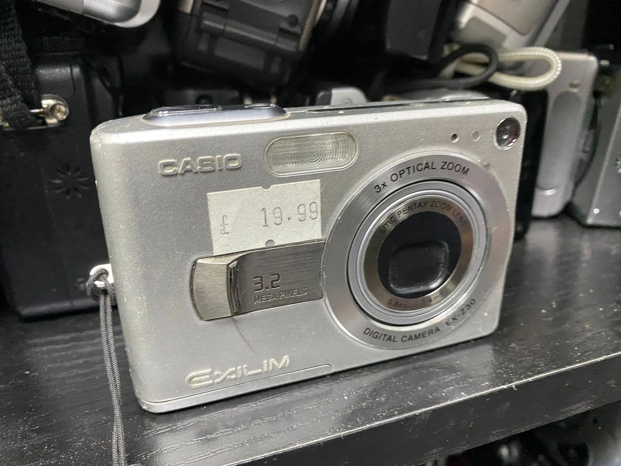 Casio Exilm EX-230 3.2MP Digital Camera | CONDITION - USED | £19.99