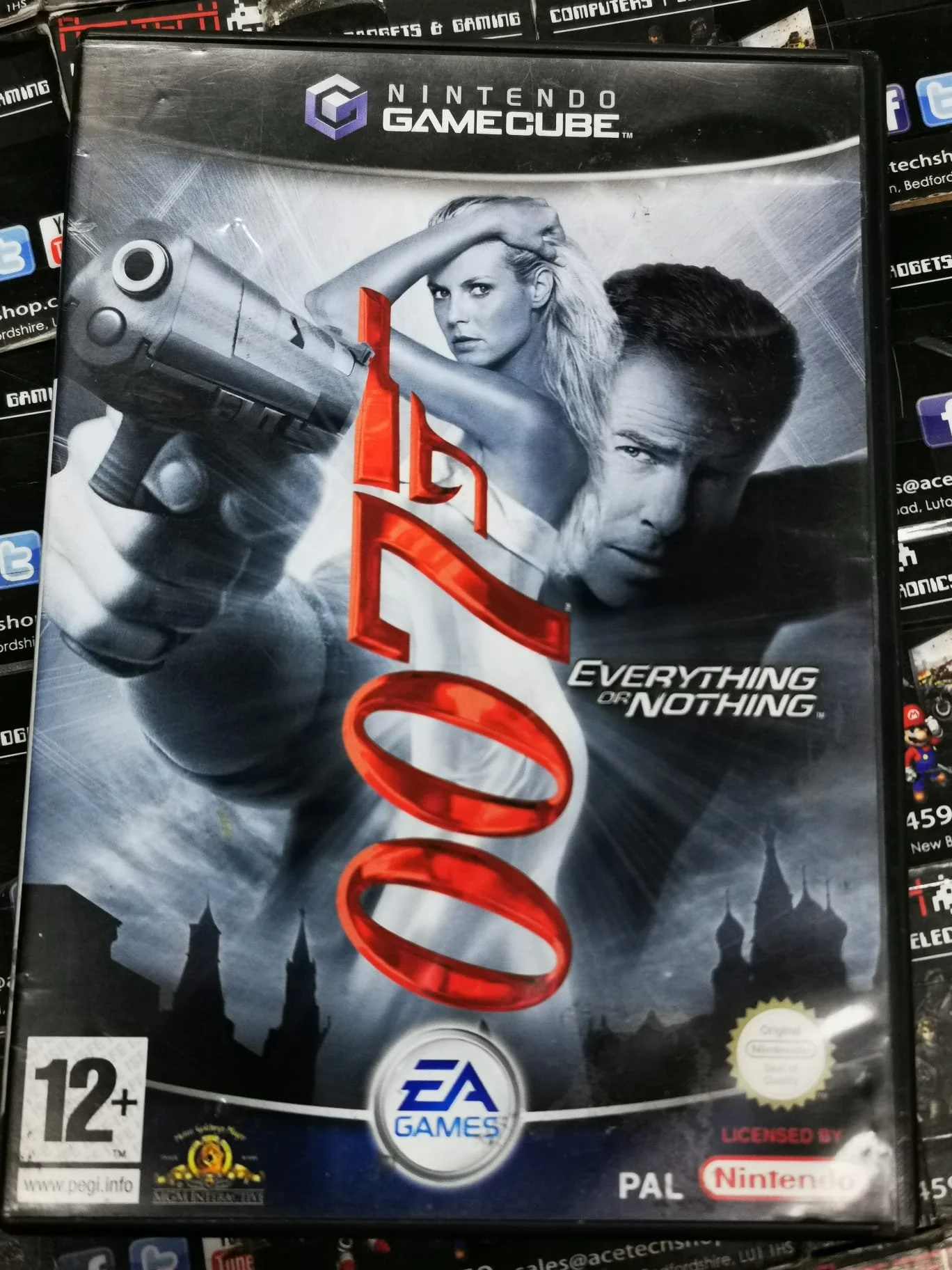 007 Everything Or Nothing | £8.99