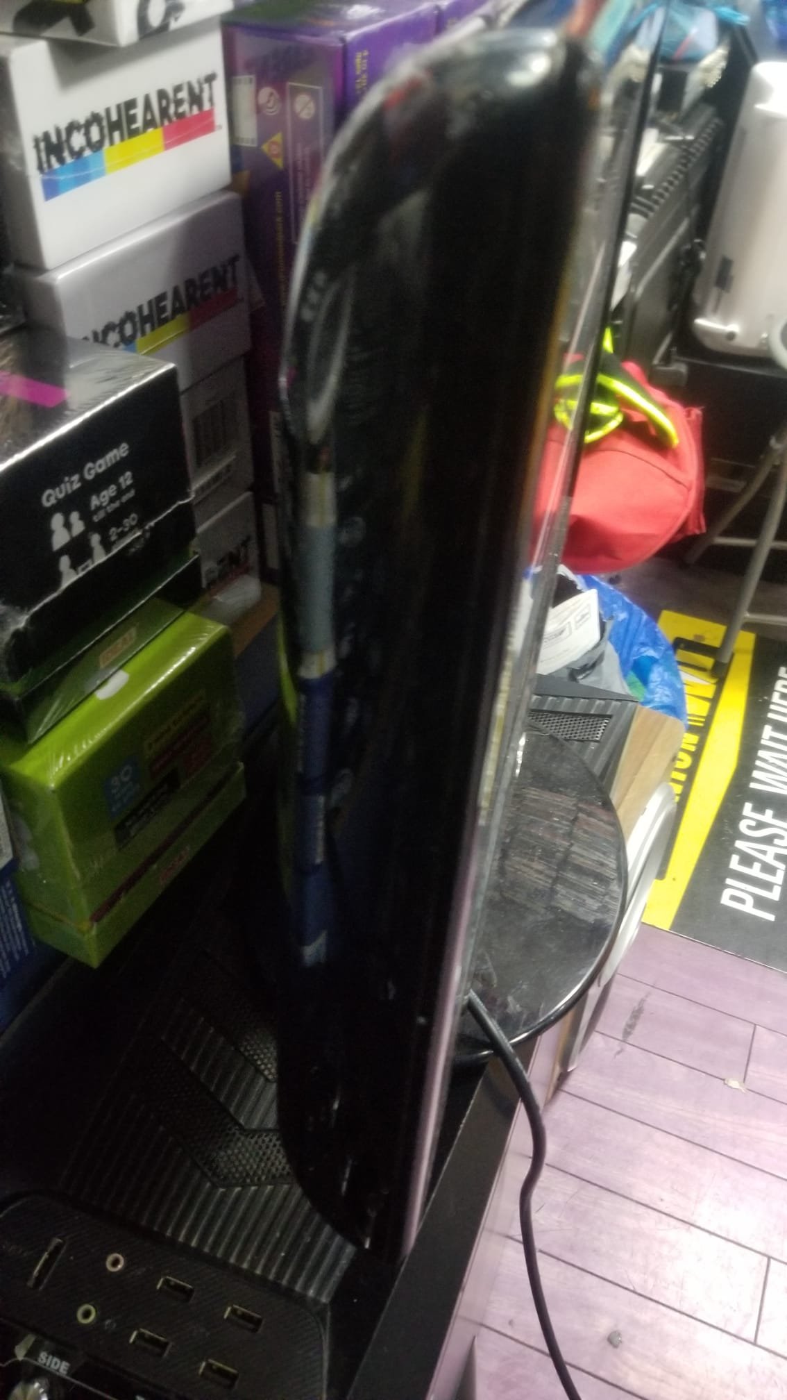 Samsung LE19R71BC 19 Inch DVI Scart PC AV Black TV | CONDITION - USED | £19.99