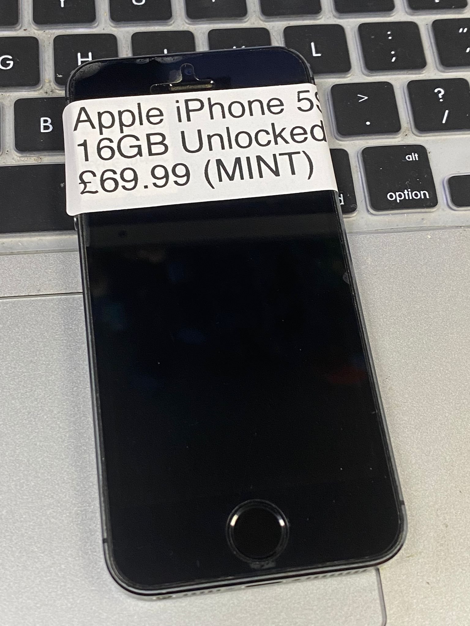 Apple iPhone 5S 16GB Unlocked | CONDITION - USED | £69.99