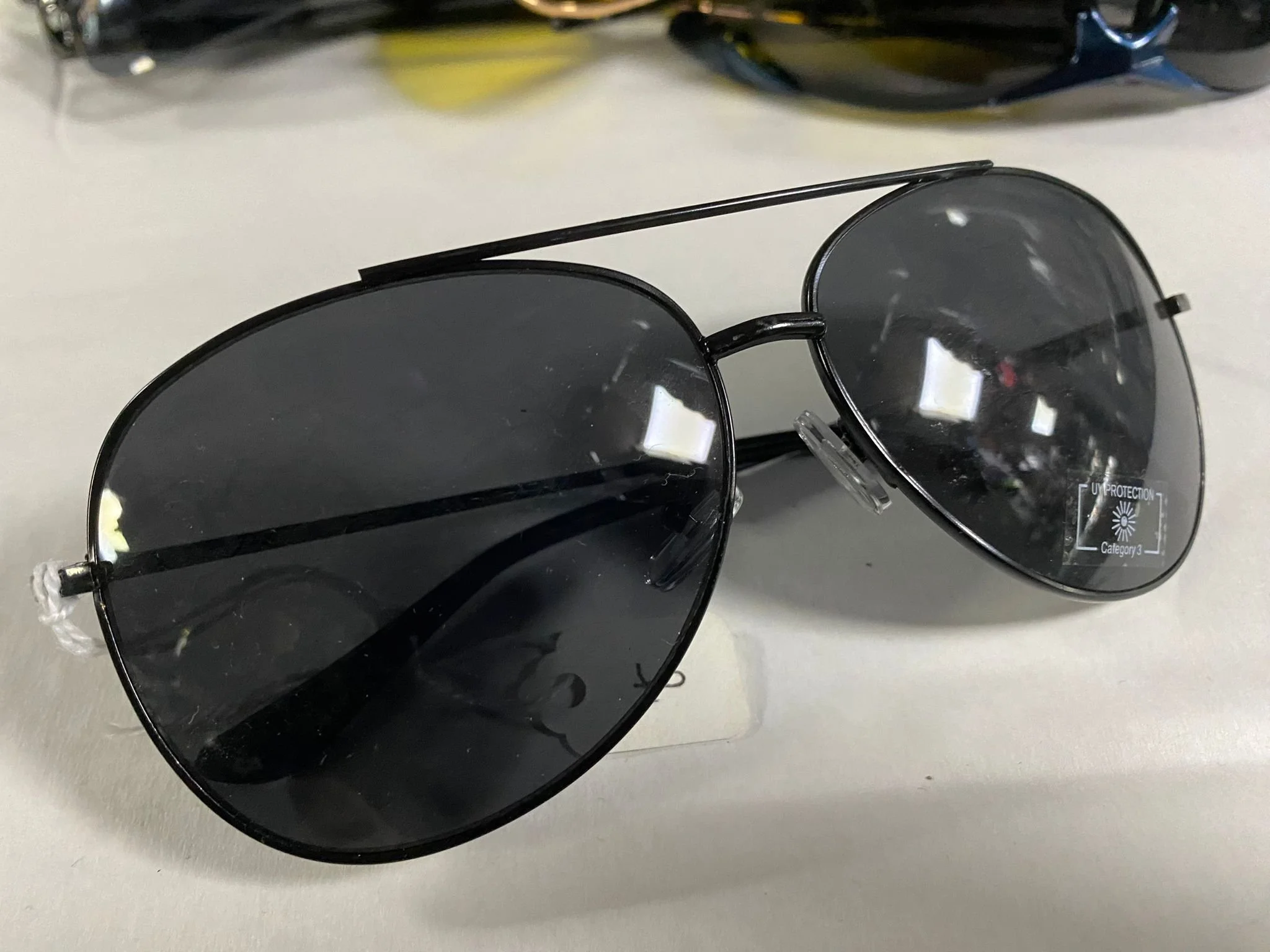 1940203 Sunglasses | £4.99