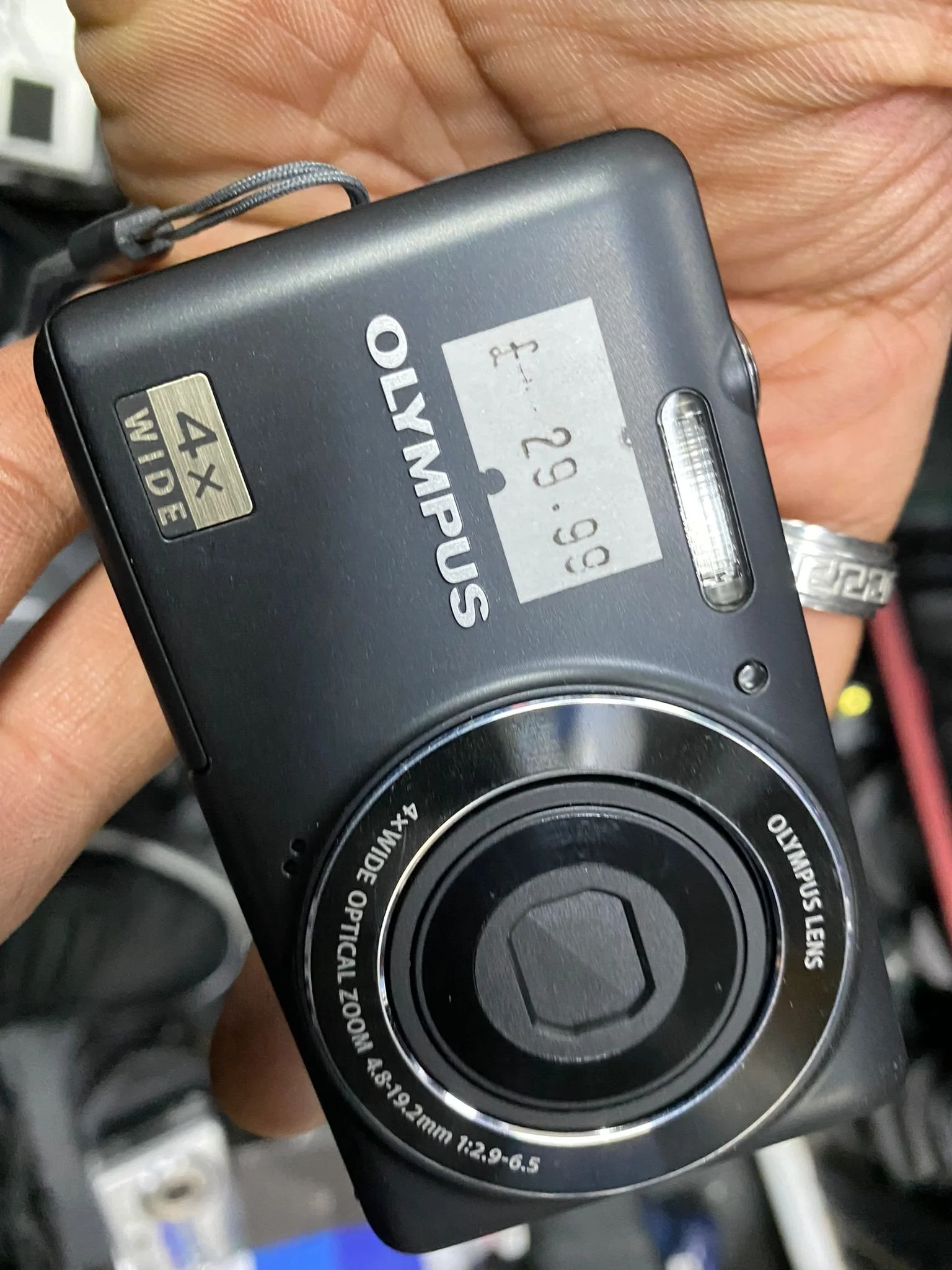 Olympus VG-150 14.1MP Digital Camera | CONDITION - USED | £44.99