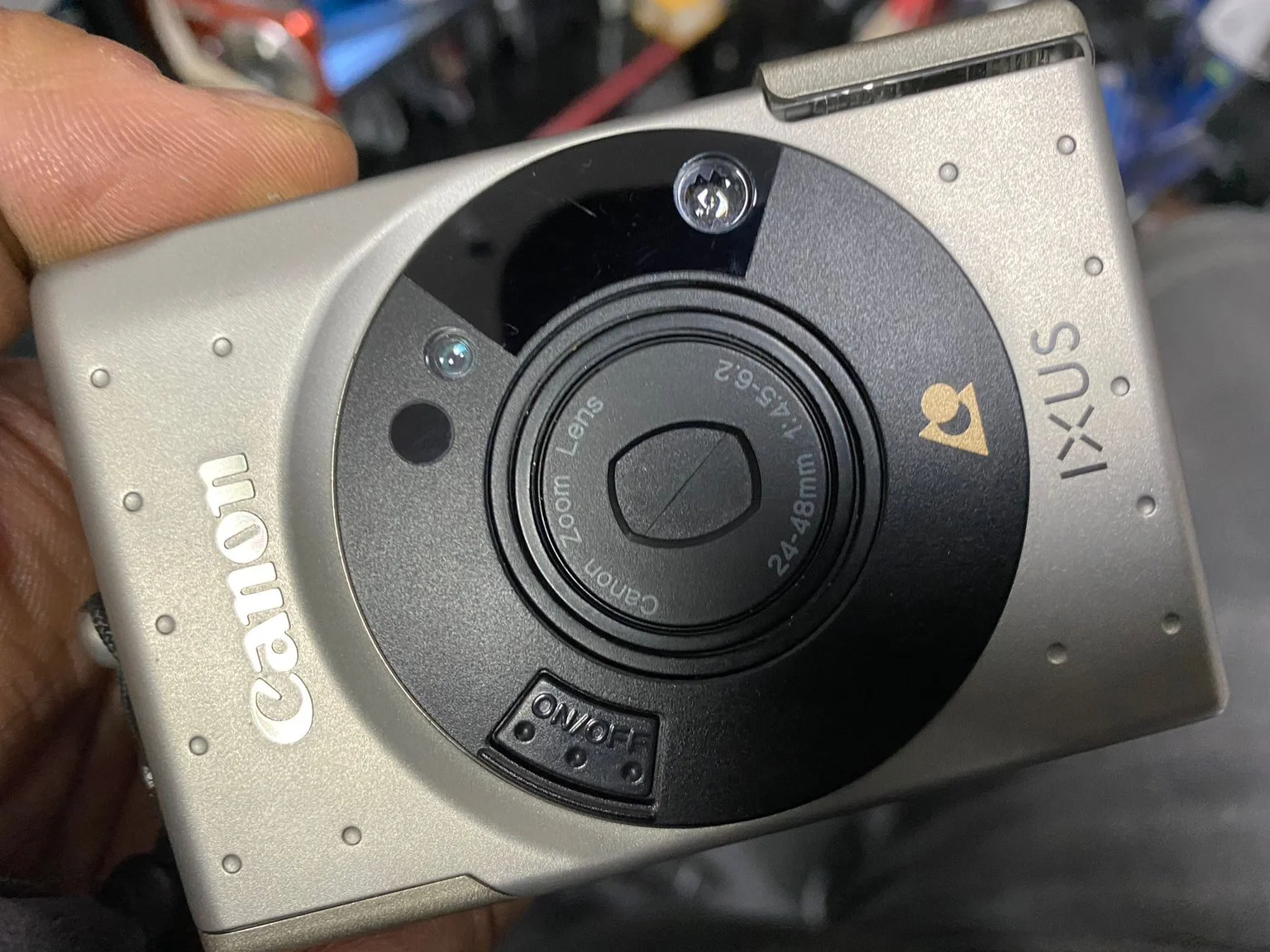 Canon IXUS 14.1MP Digital Camera | CONDITION - USED | £19.99