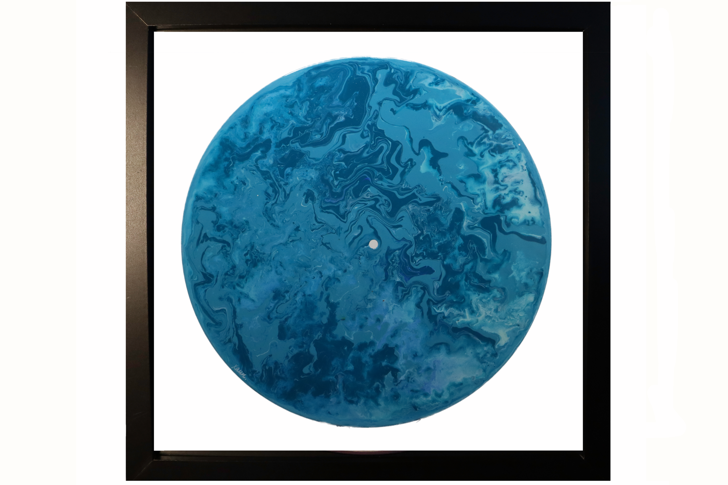 CD_H20Collection_Frida_FloatingFrame.png