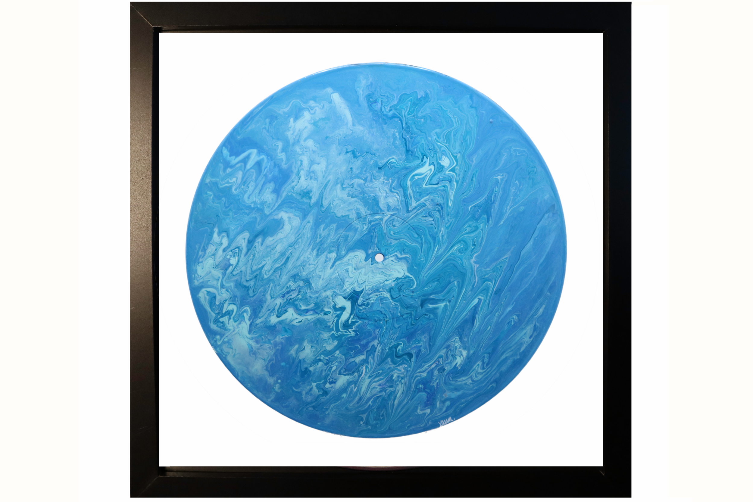 CD_H20Collection_Plunge_FloatingFrame.png