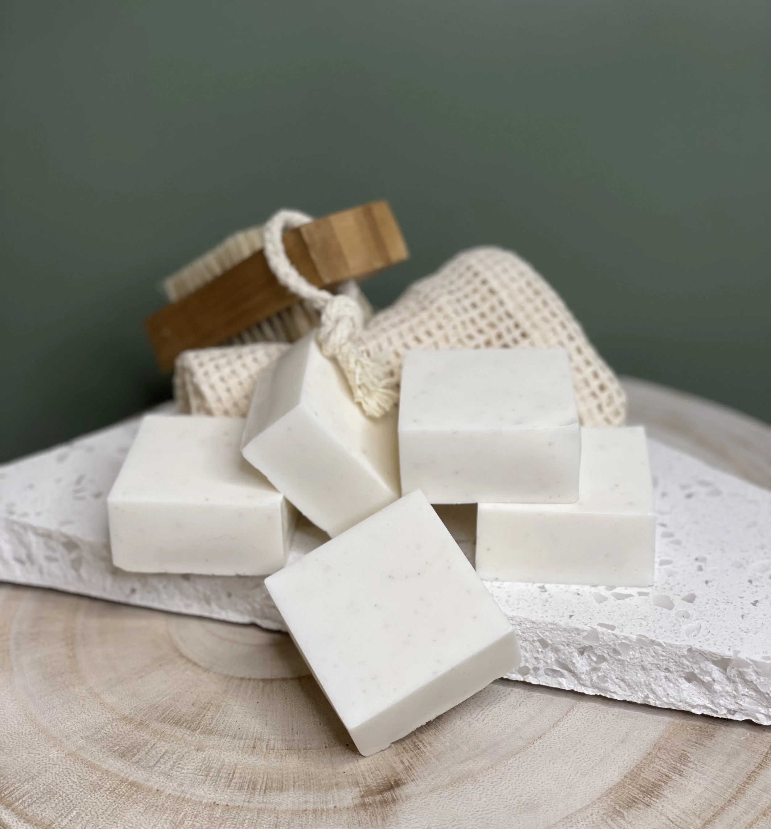 SOOTHE. Cleansing Body Bar — Wattle Grove Eucalyptus Oil