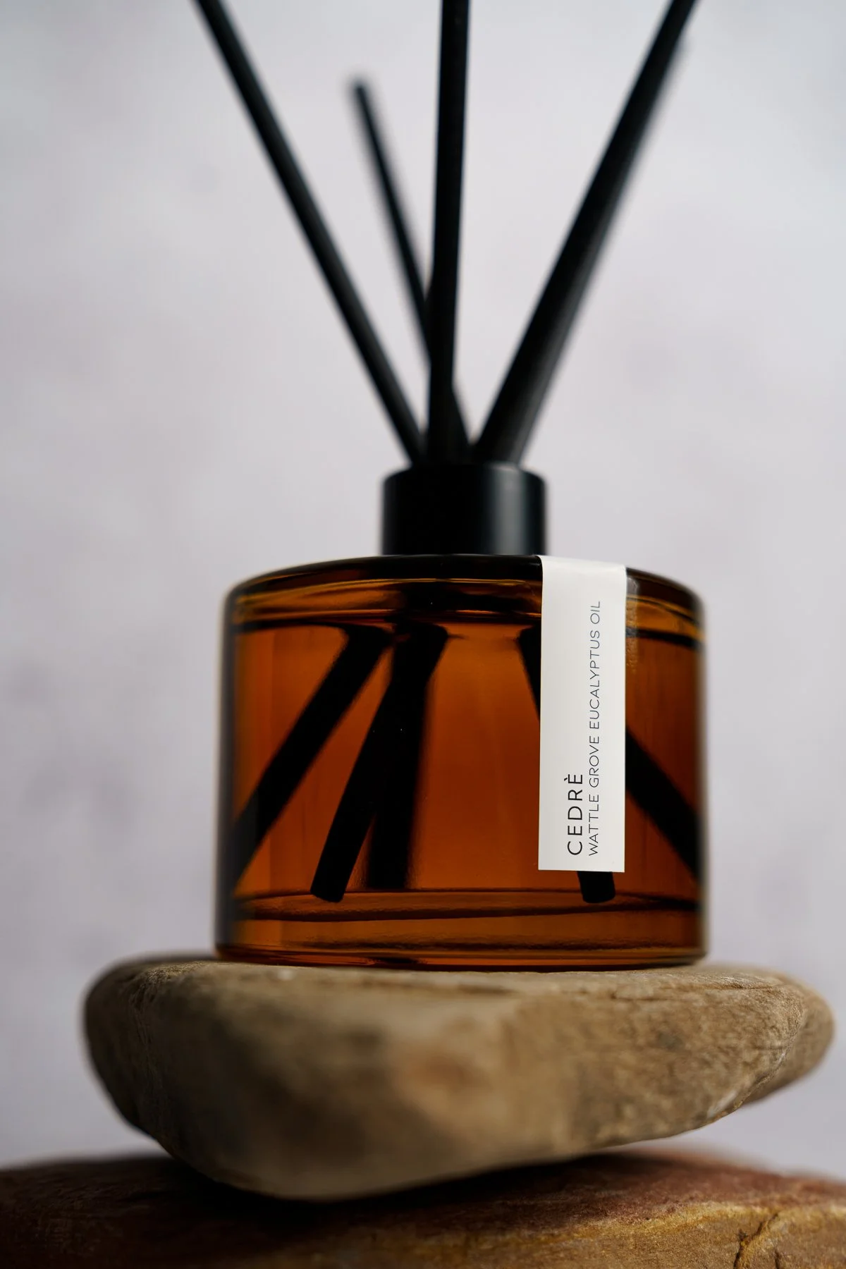 How to Use a Reed Diffuser and Make It Last Longer