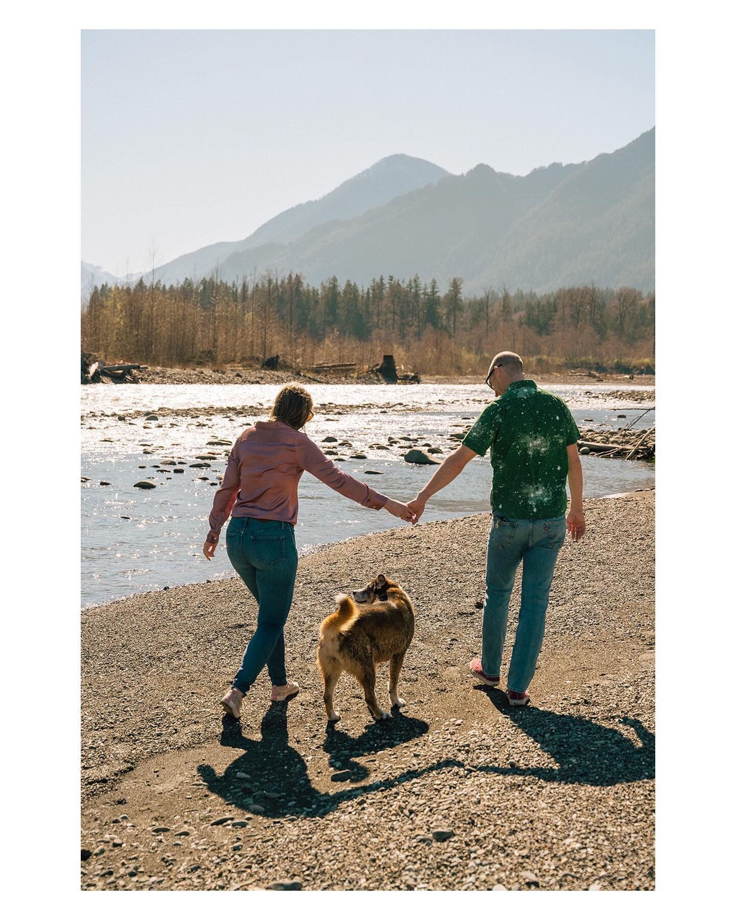 If you have a dog, please consider bringing them with when we take your photos. 🥹

When Brianna and Matt first reached out, we knew we wanted to become friends with them right away. They met and lived in Winthrop, WA, (one of our favorite places and