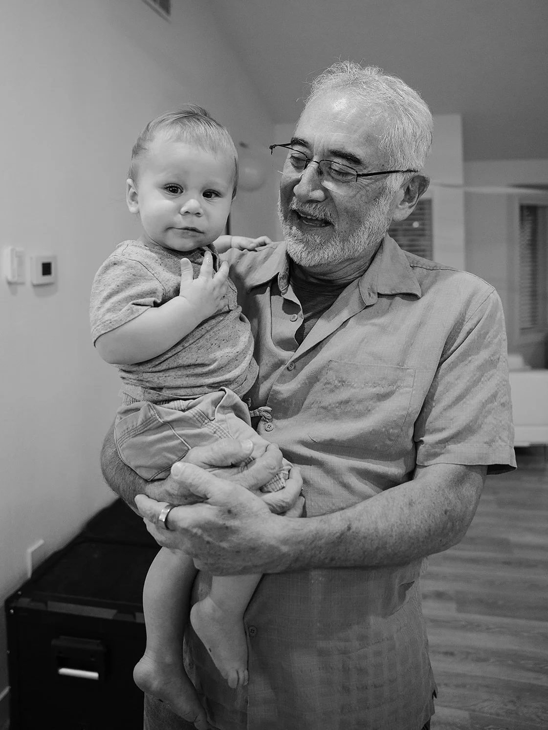 A weekend celebrating my dad&rsquo;s 70th year of life. His family surprised him from San Diego and it&rsquo;s been a long long time since we&rsquo;ve all been reunited, so it was extra special. 💙
We went to @getchowines since Cho was our grandma&rs