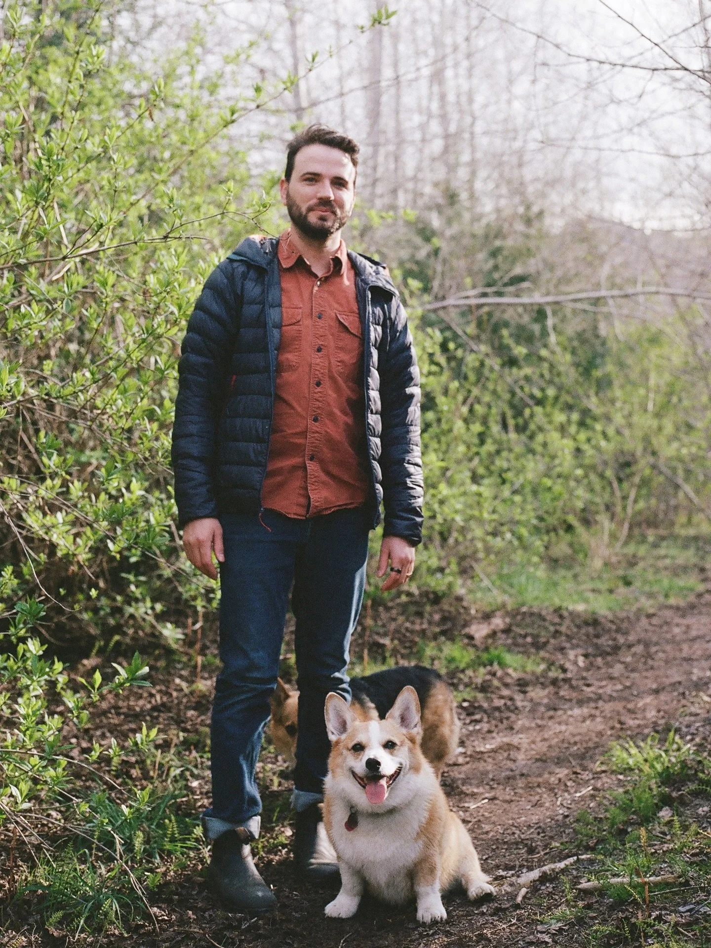 The various seasons and landscapes on the peninsula. #pinchotpup #dollypartonpup
.
.
.

#kodakportra400nc #kodakportra400 #portra400