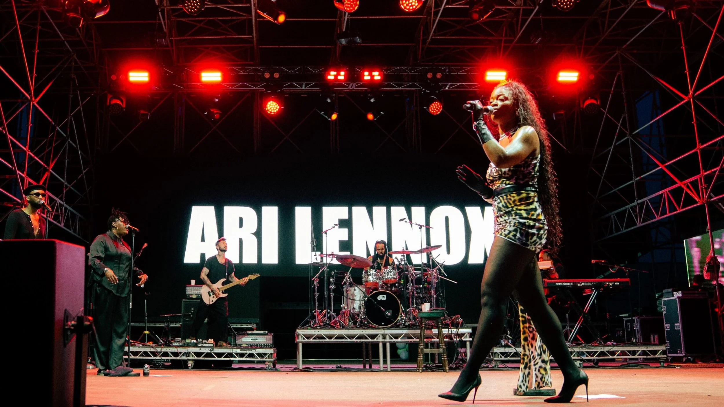 Ari Lennox gave me the R&amp;B and neo-soul indulgence I needed, complete with tender tears