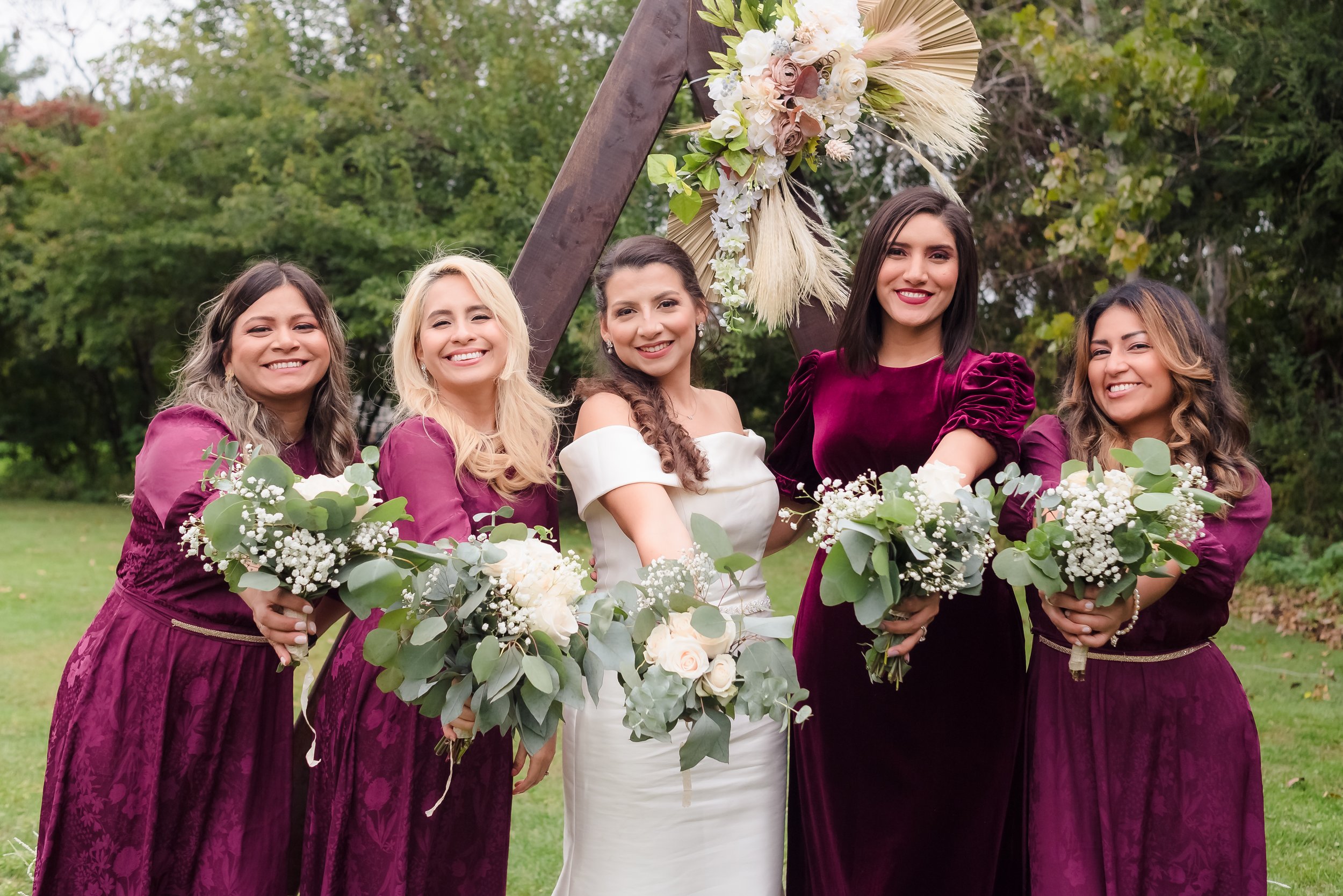 Bride and Bridesmaids-4.jpg