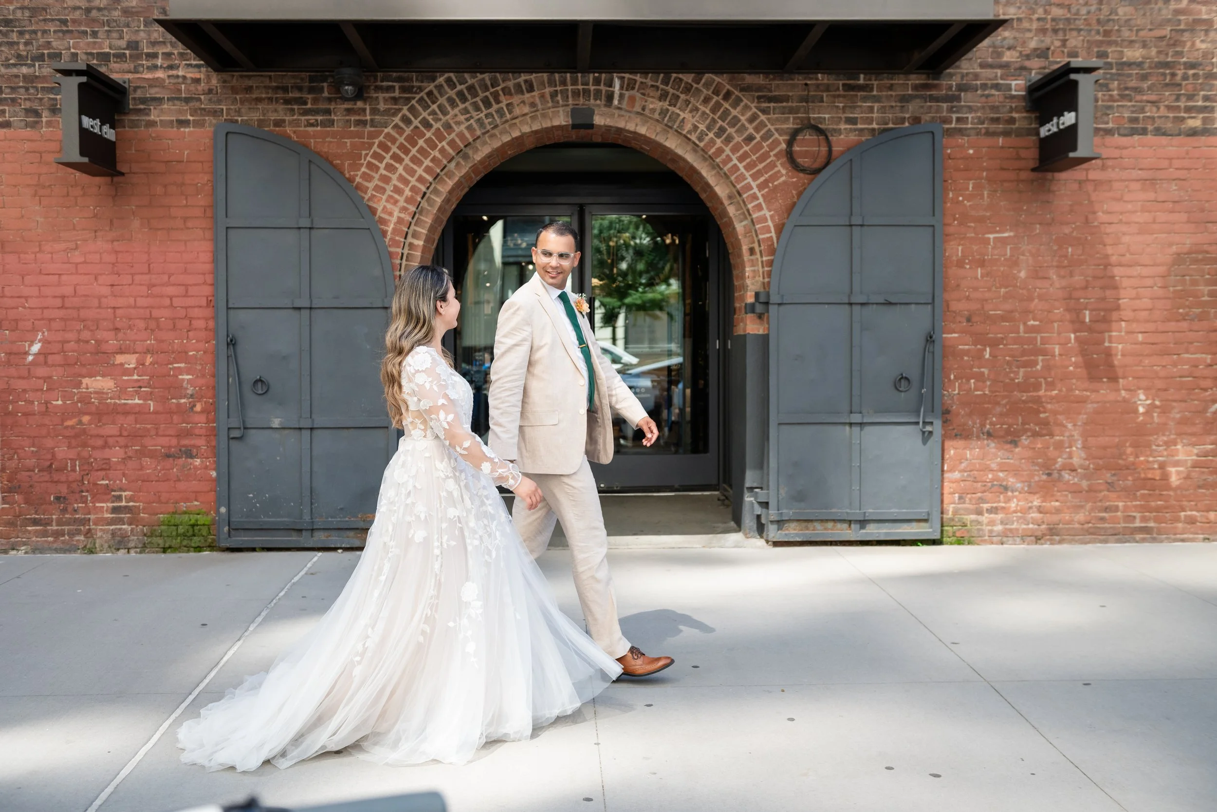 Wedding photography in DUMBO, Brooklyn NY
