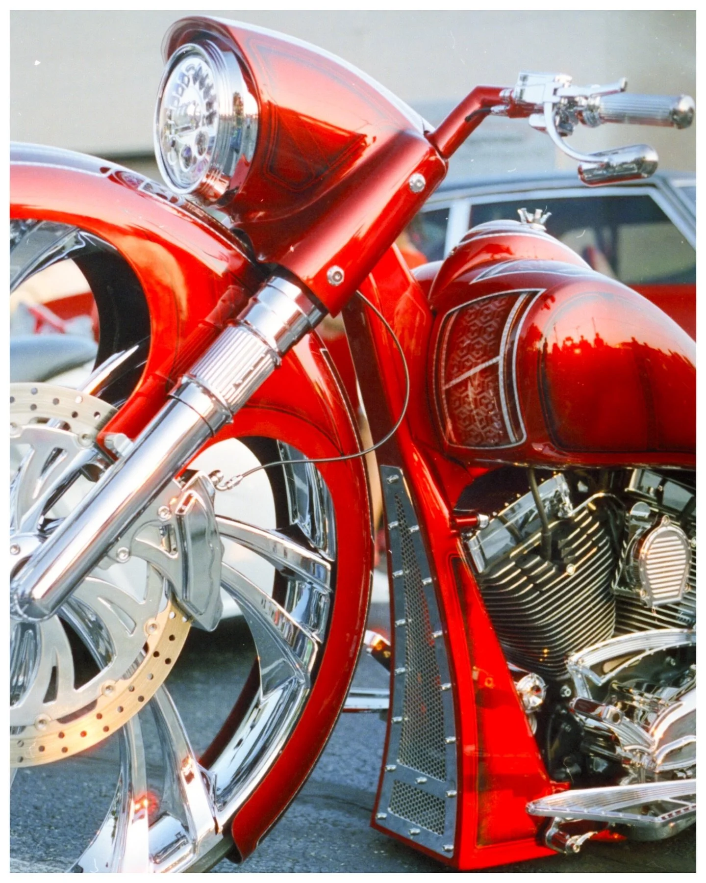 ravenna octane nights on 35mm @cinestillfilm 800t
developed and scanned by me