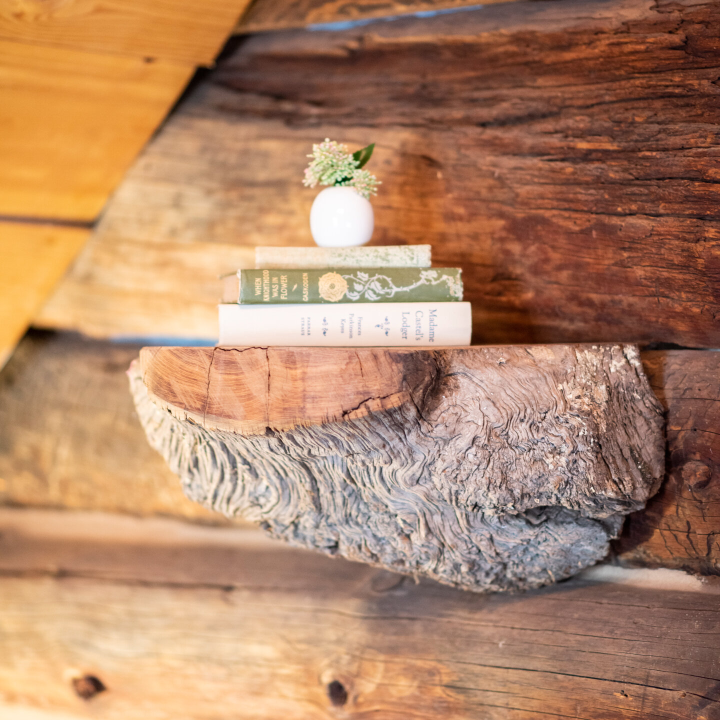I just CANNOT get enough of this little shelf in CABIN THREE.  It was there when we bought the ranch and I'm so grateful it's ours!  I love that the previous owner added little unexpected creative accents throughout the cabins and we get to add our t