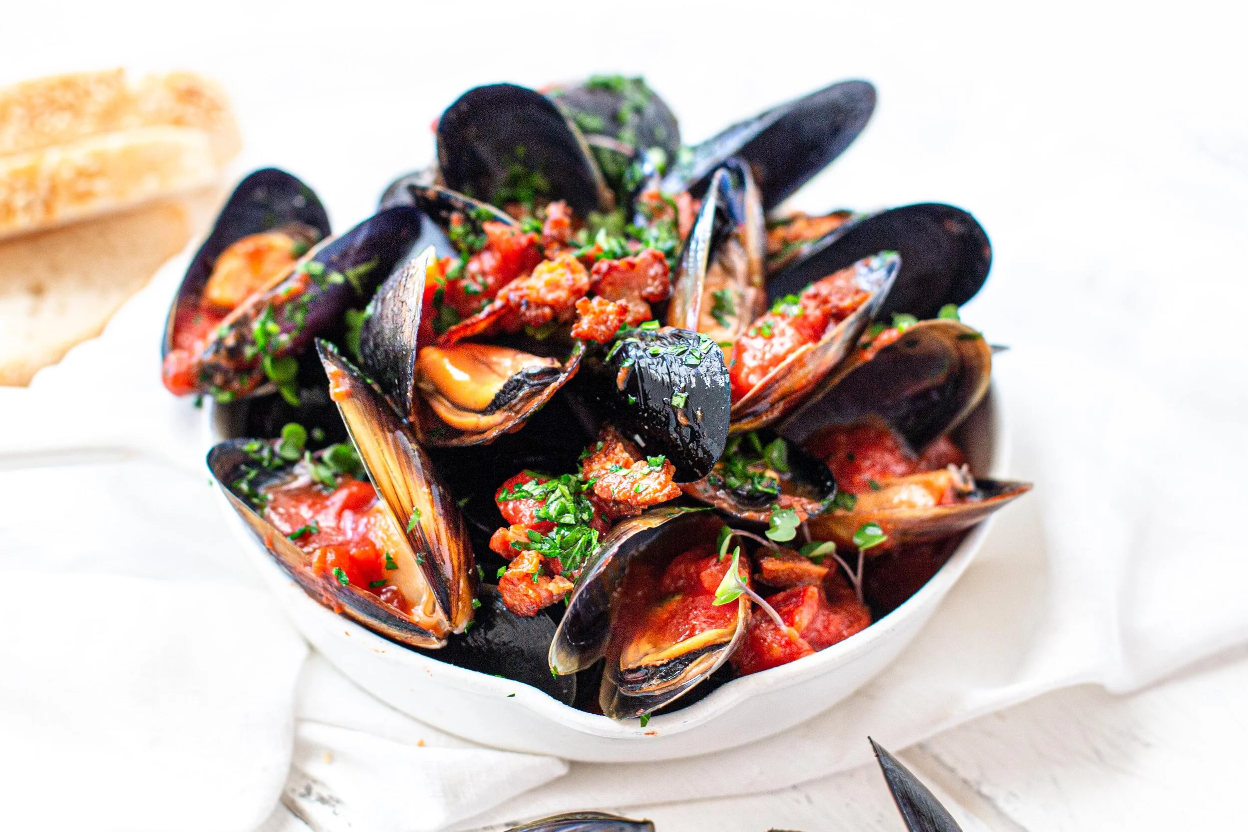 Mussels with Smoked Chorizo, Tomato &amp; Garlic
