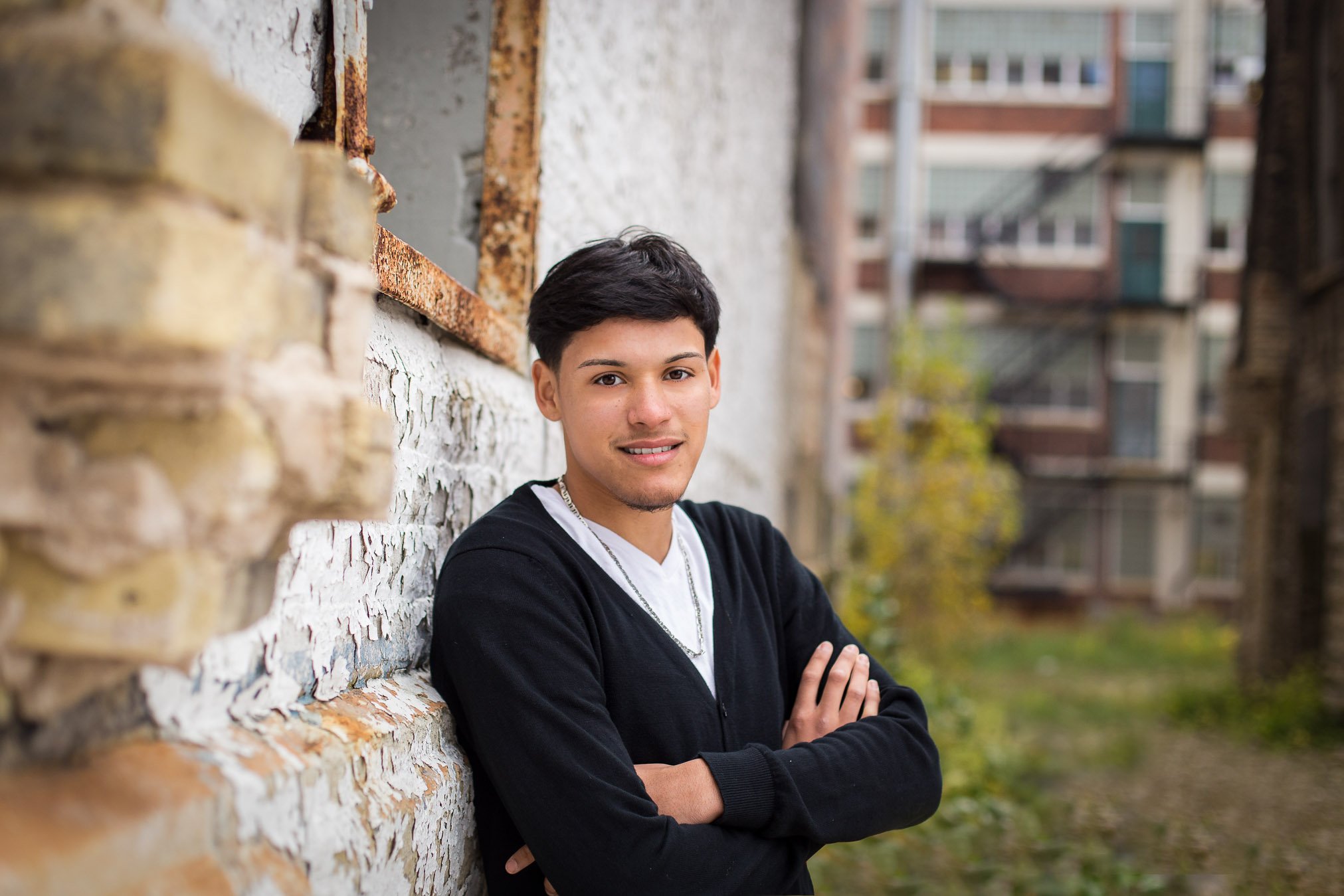 Milwaukee-senior-portraits-Stories-Framed-11.jpg