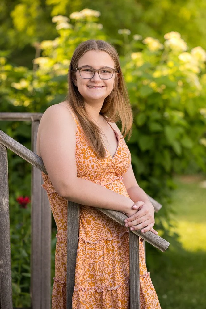 Wauwatosa-senior-photos-Stories-Framed-23-web.jpg