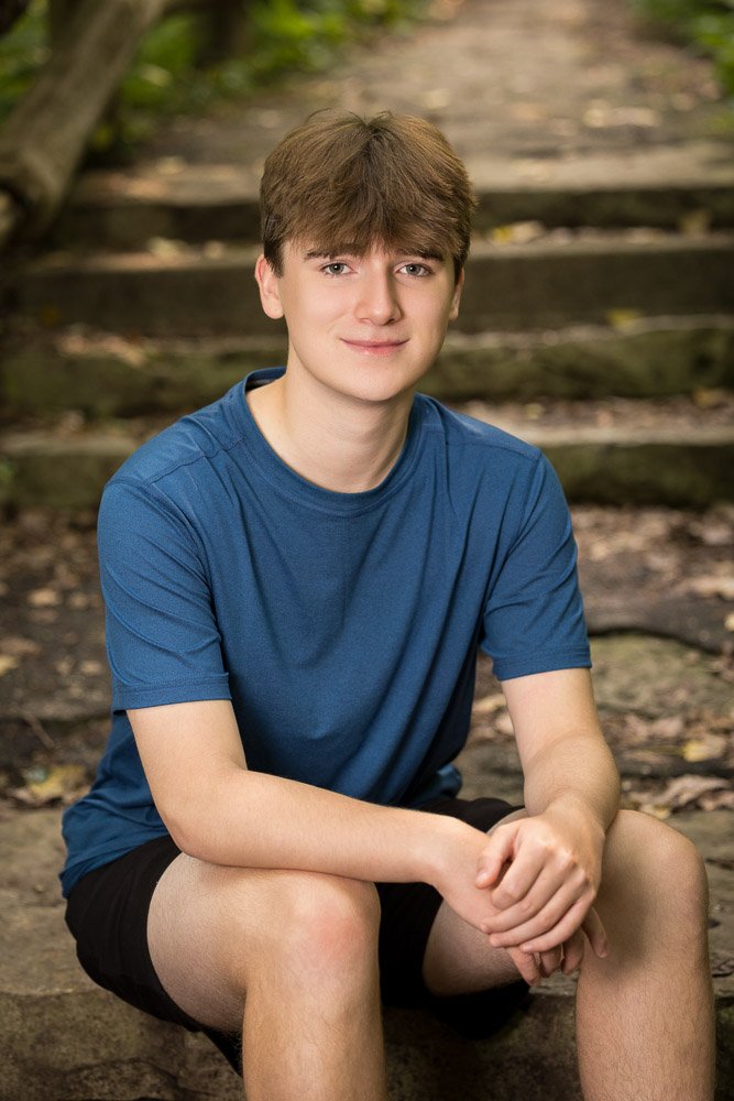 Wauwatosa-senior-photos-Stories-Framed-19-web.jpg