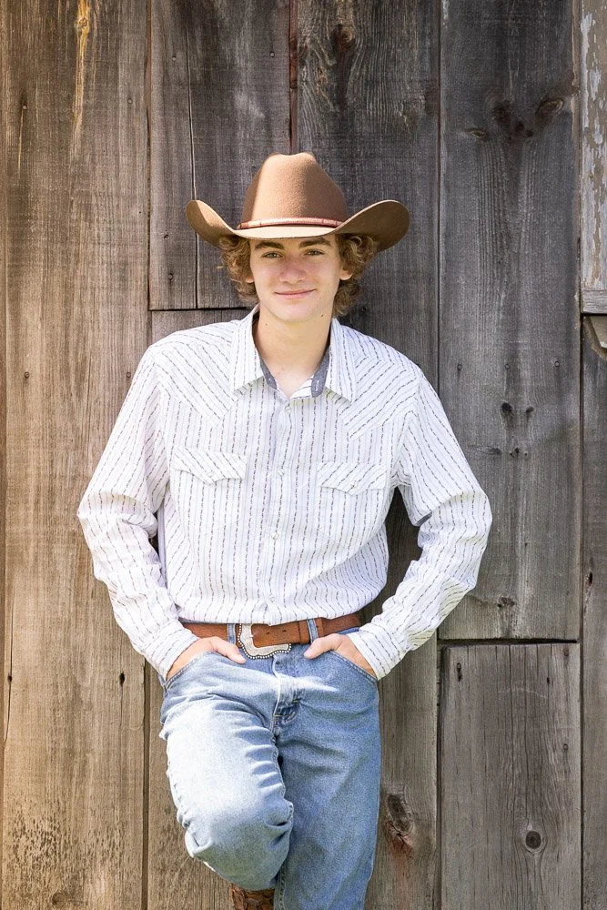 New-Berlin-senior-photos-Stories-Framed-33.jpg