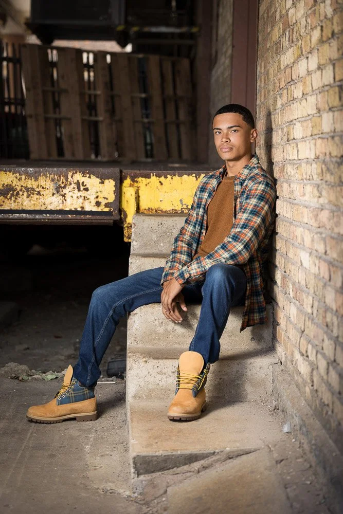 New-Berlin-senior-photos-Stories-Framed-28-web.jpg