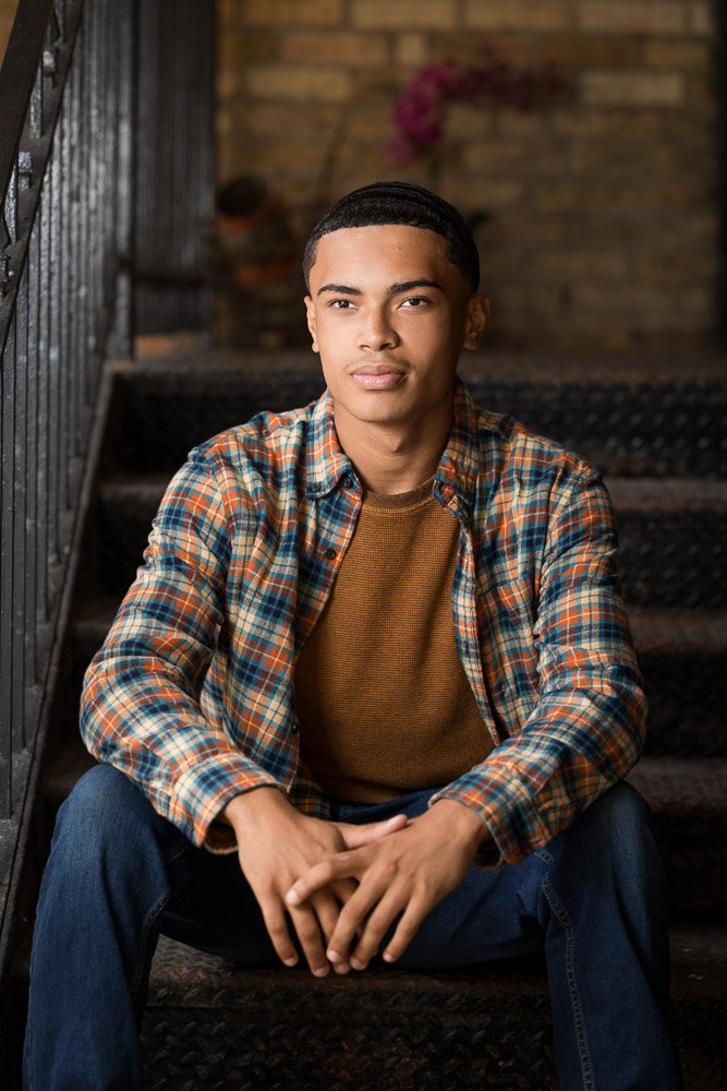New-Berlin-senior-photos-Stories-Framed-34-web.jpg