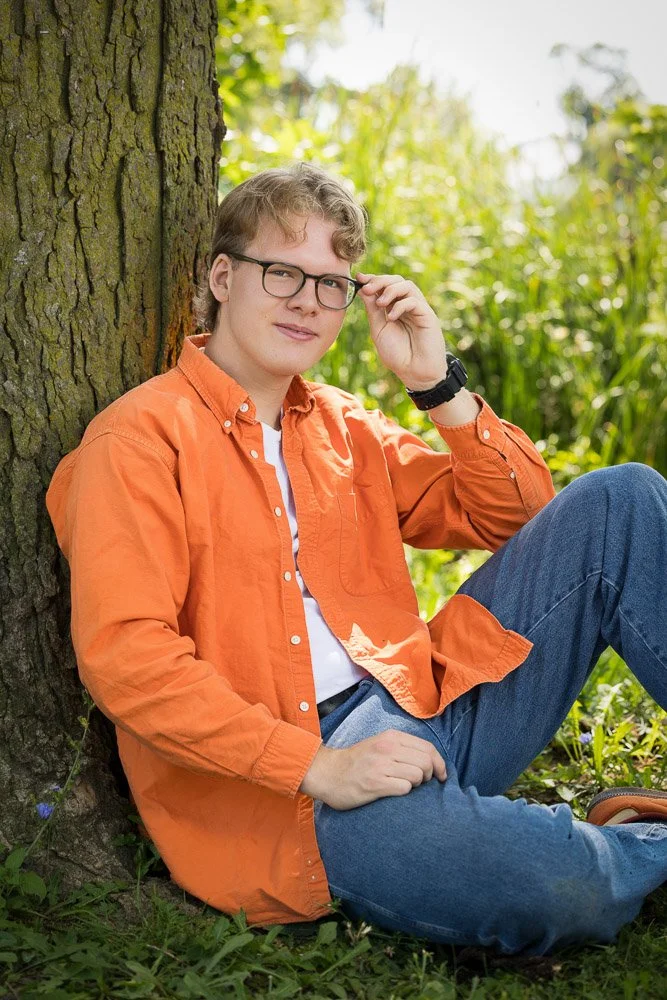 Milwaukee-senior-photos-Stories-Framed-22-web.jpg