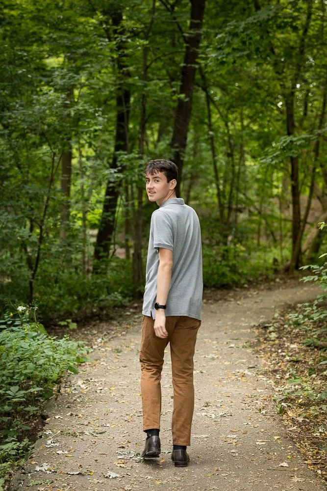 Wauwatosa-senior-photos-Stories-Framed-32-web.jpg