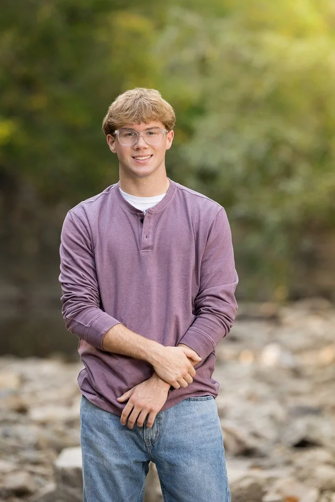 Wauwatosa-senior-photos-Stories-Framed-25-web.jpg