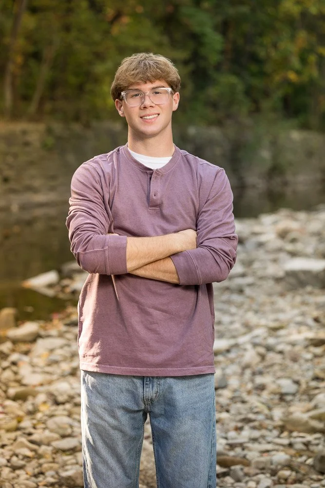 Wauwatosa-senior-photos-Stories-Framed-23-web.jpg