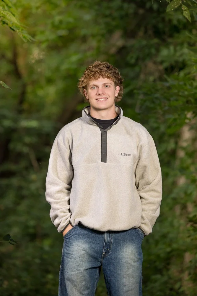 Wauwatosa-senior-photos-Stories-Framed-19-web.jpg
