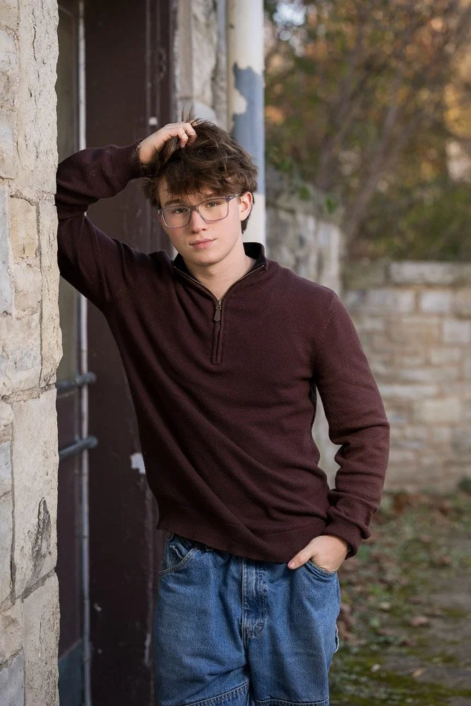 Pewaukee-senior-photos-Stories-Framed-25.jpg