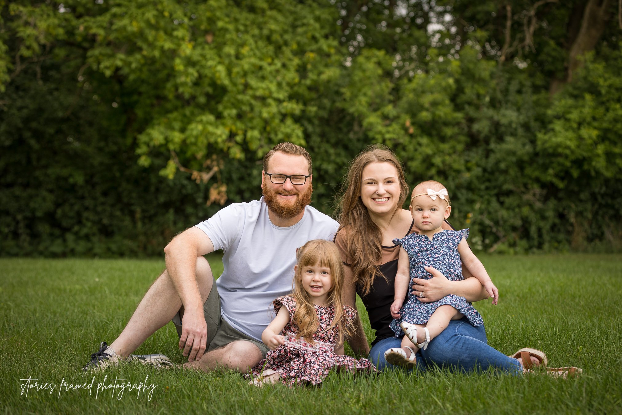 Outdoor family photoshoot in Glastonbury CT | One Big Happy Photo