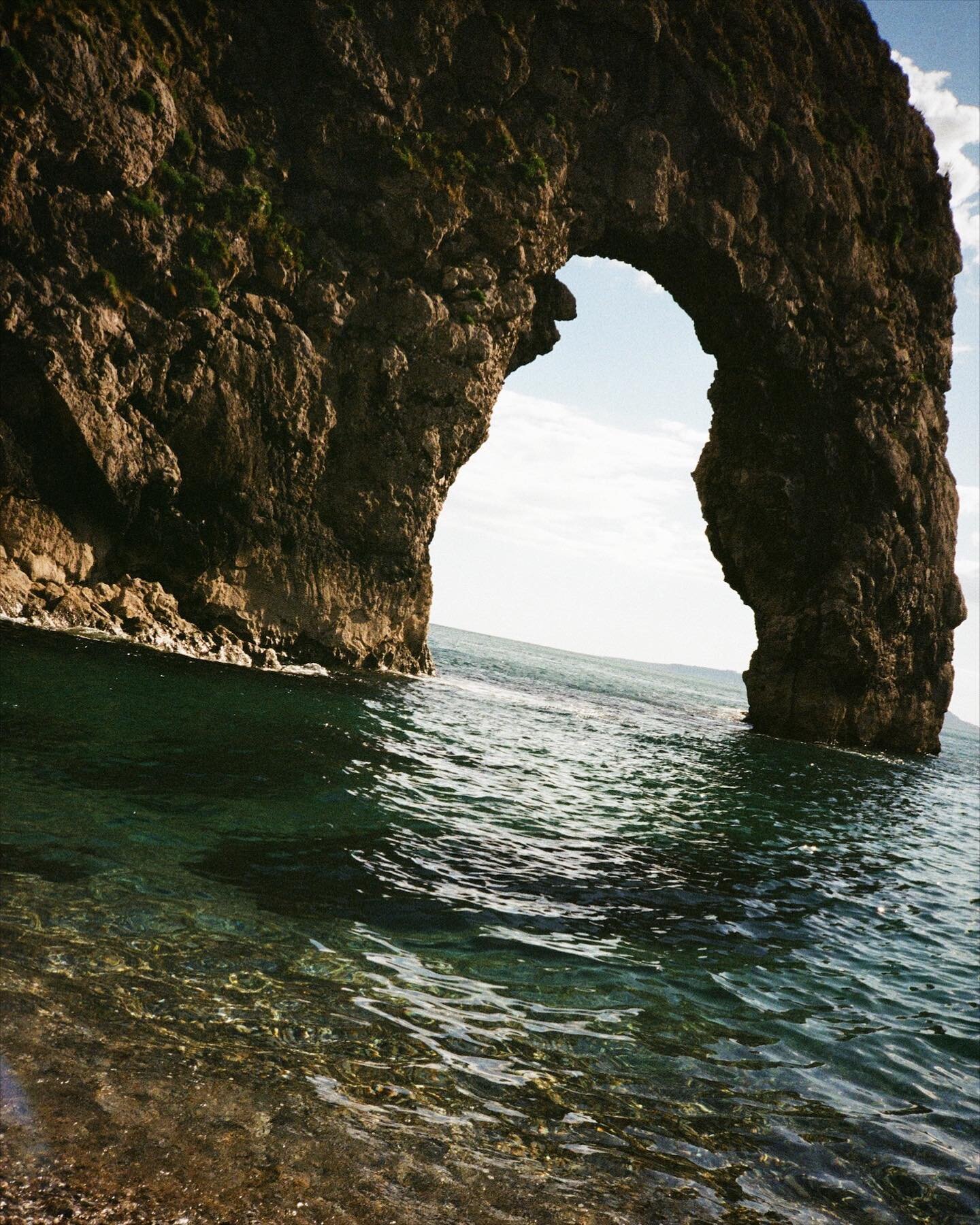 140 million years old and still the coolest swimming spot for me. Swimming under that arch is surreal 💫