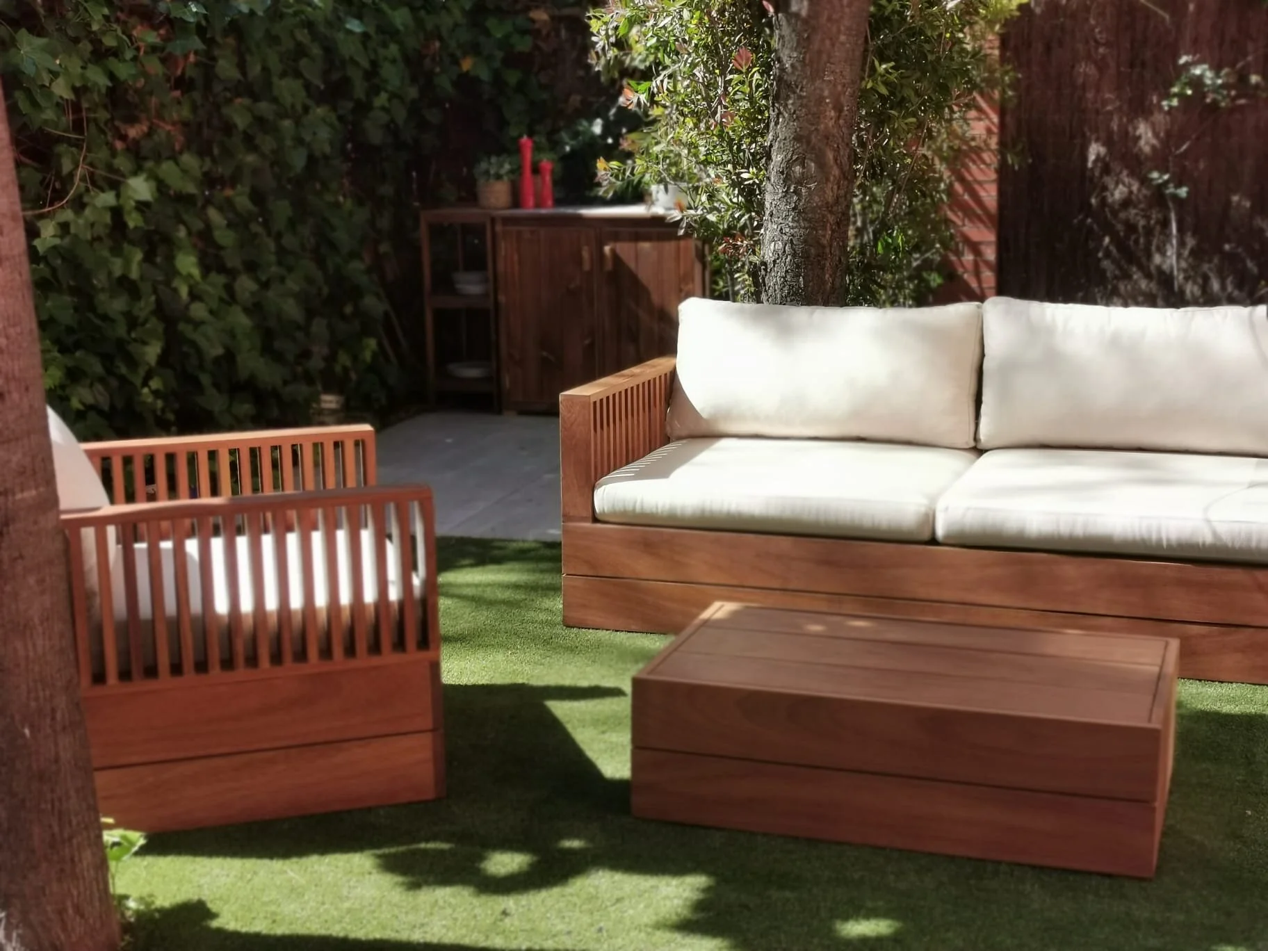set-sofa-coffe table-exterior-madera-otylu