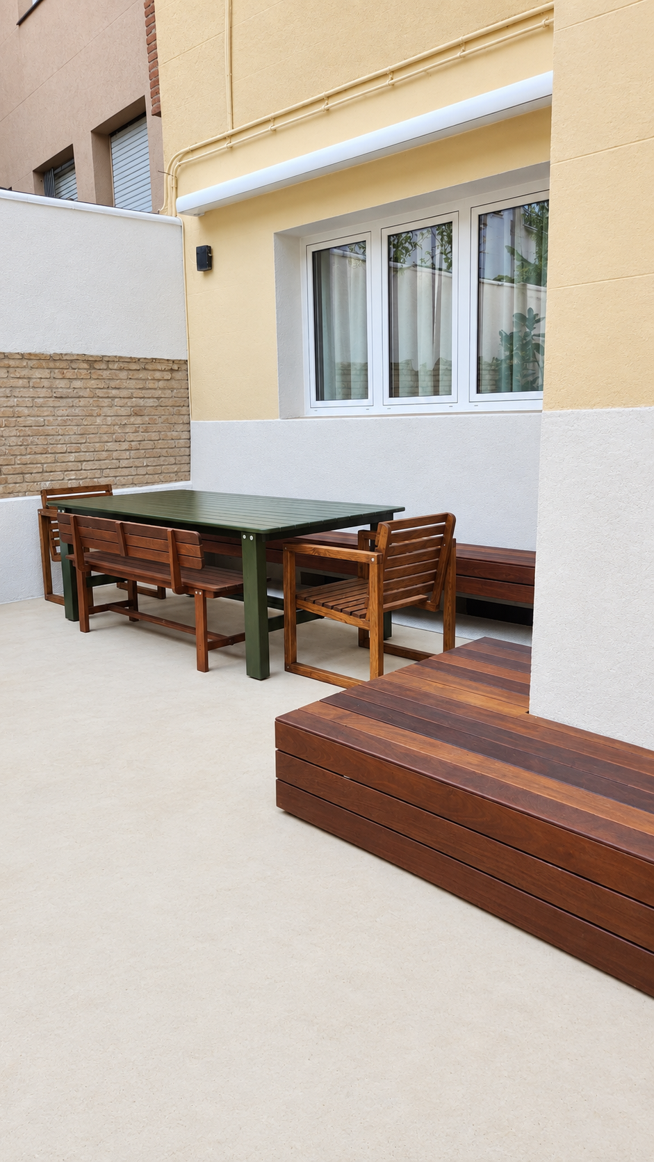 comedor-exterior-diseño-barcelona-otylu.png