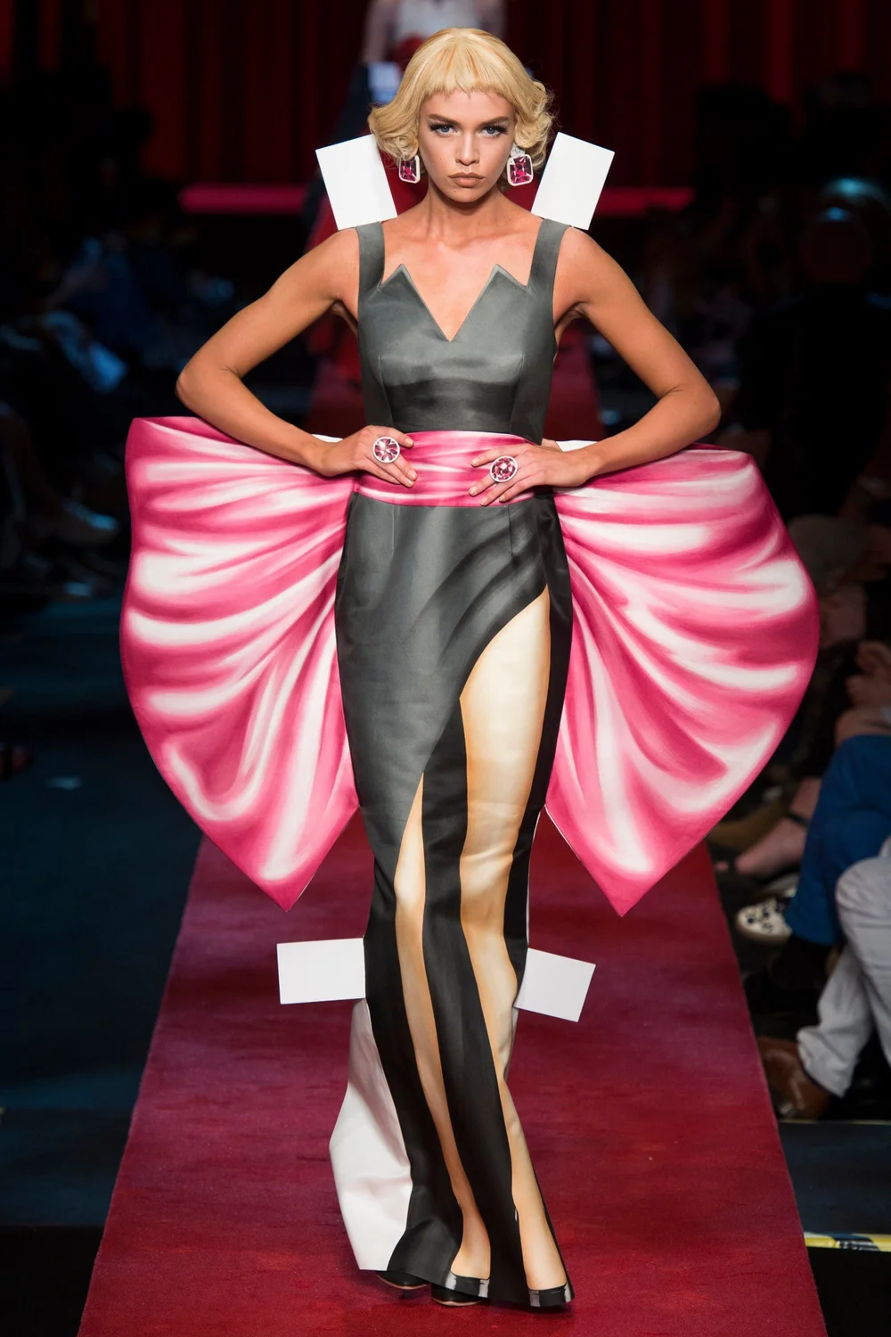 Revisit Jeremy Scott's best moments for Moschino. — Perfect˙