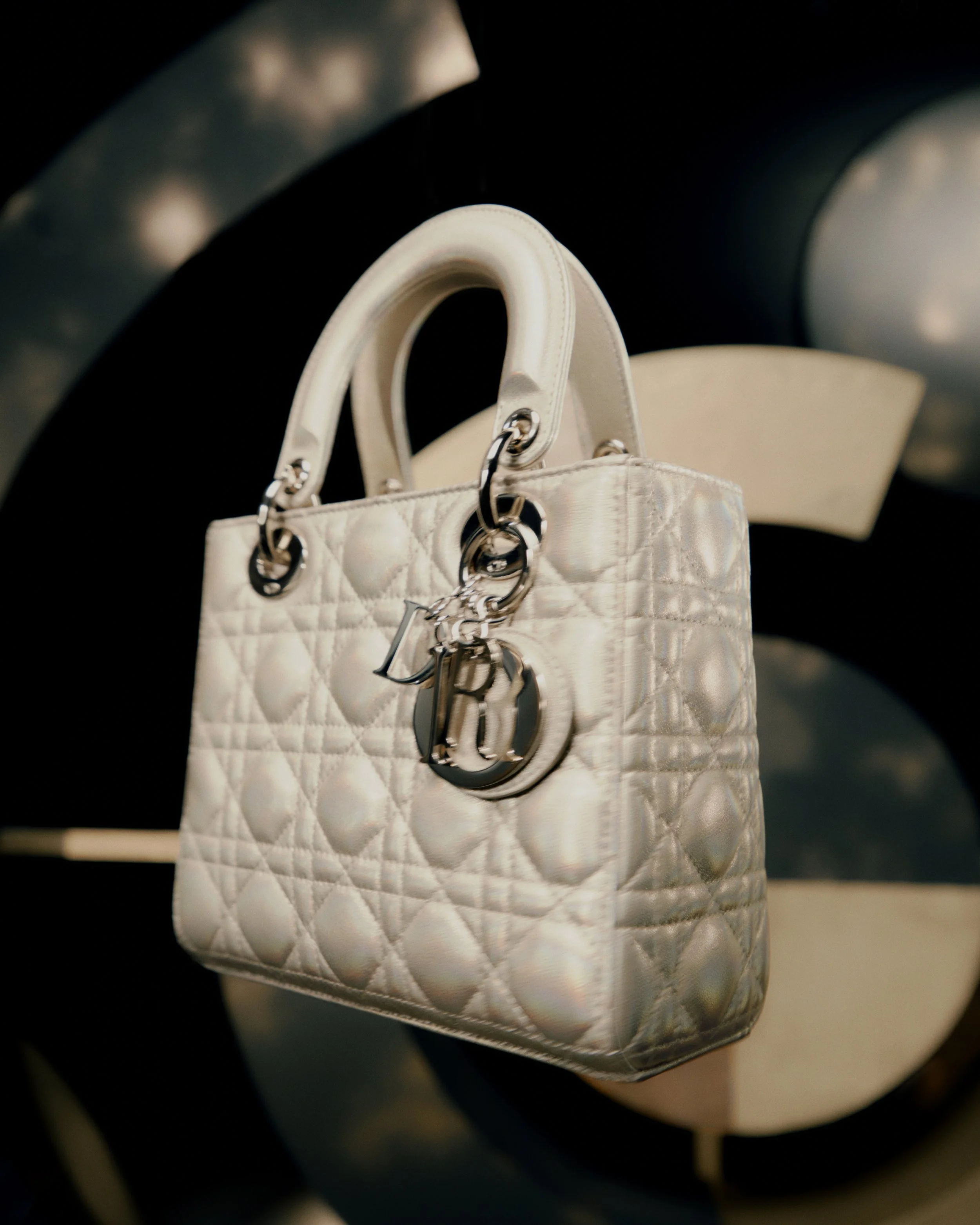 STILL_DIOR_GOLD © Agnes Lloyd_8.jpg