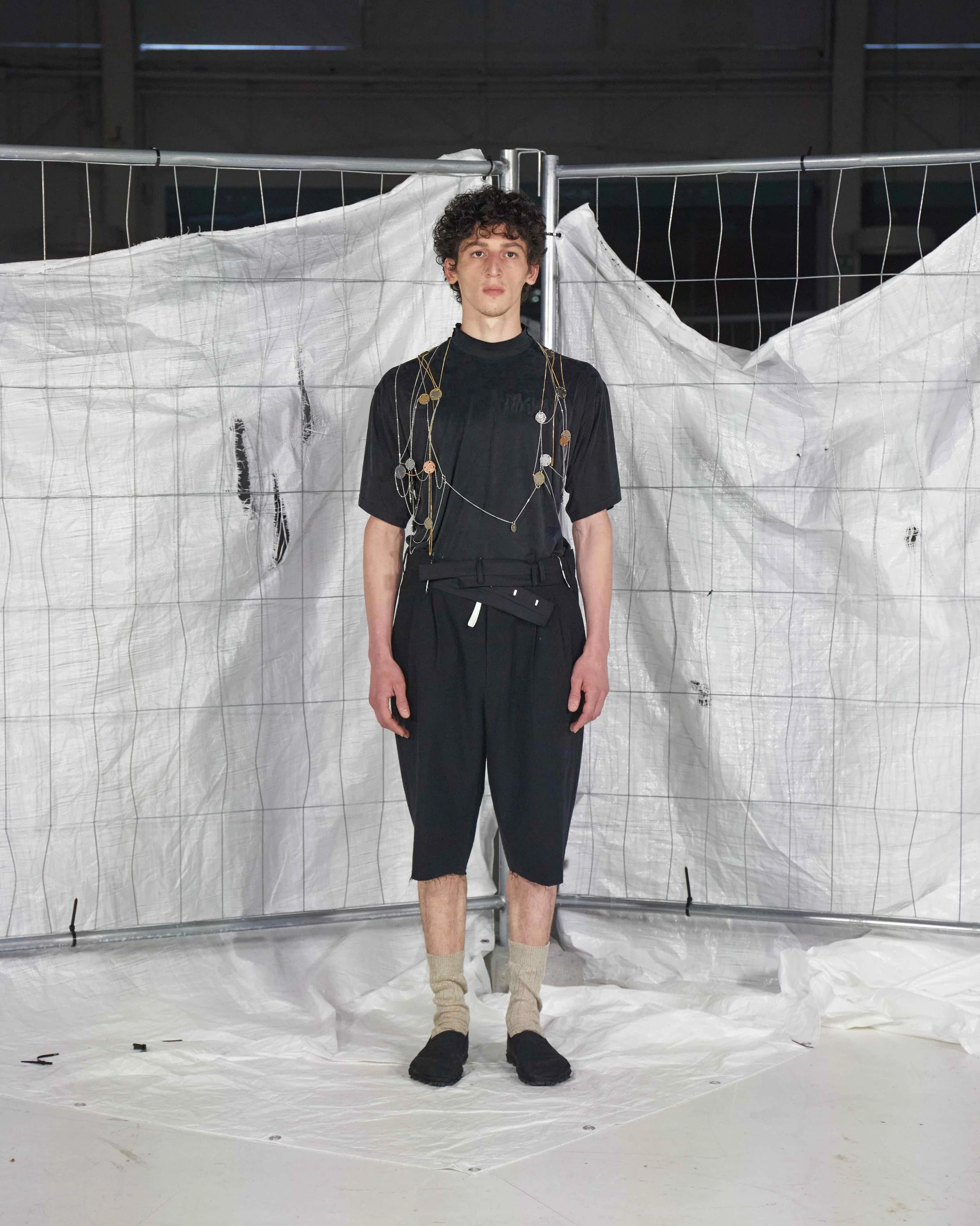 MAGLIANO_RUNWAY_Look2.jpeg