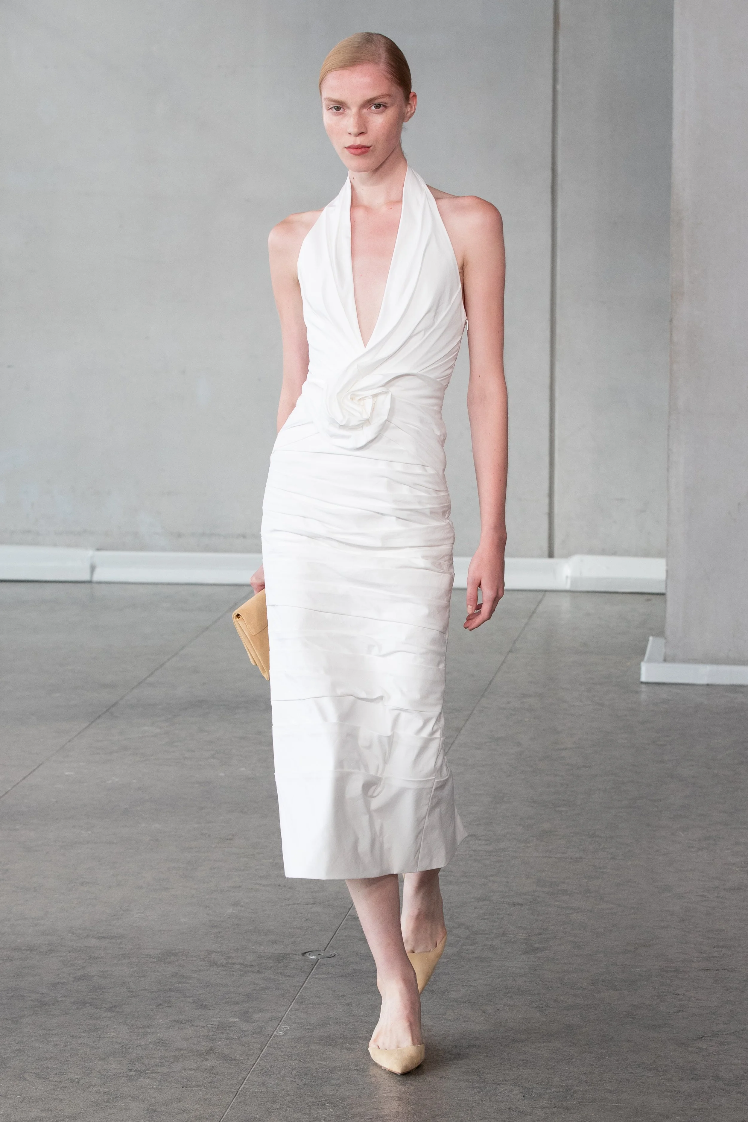 Carolina Herrera SS24 12.jpg