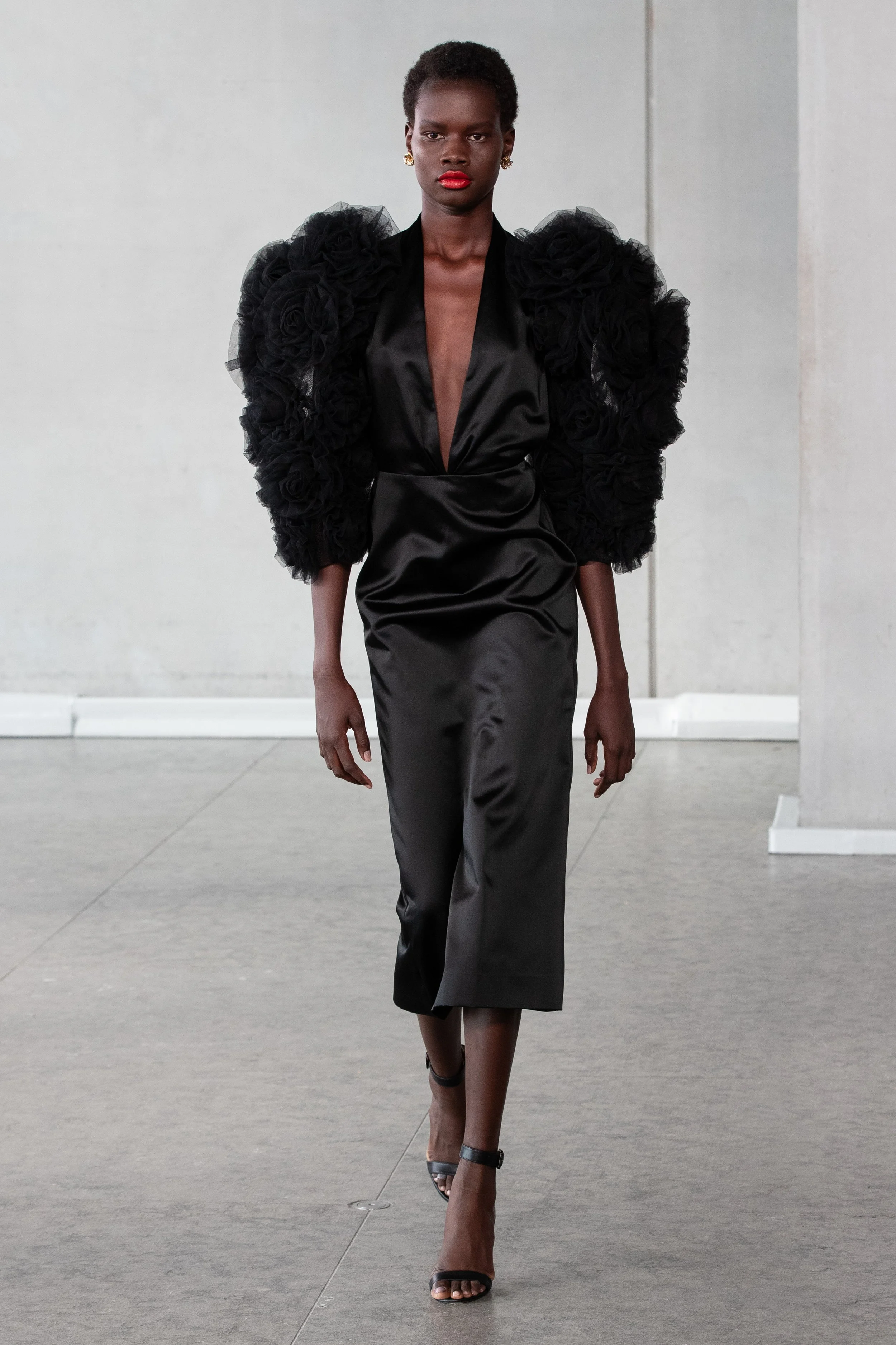 carolina_ss24_lb_0Carolina Herrera SS24 13.jpg