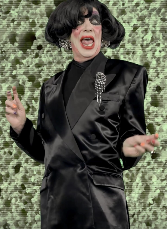 David Hoyle gives you a lesson in ‘How to wear Mugler’.