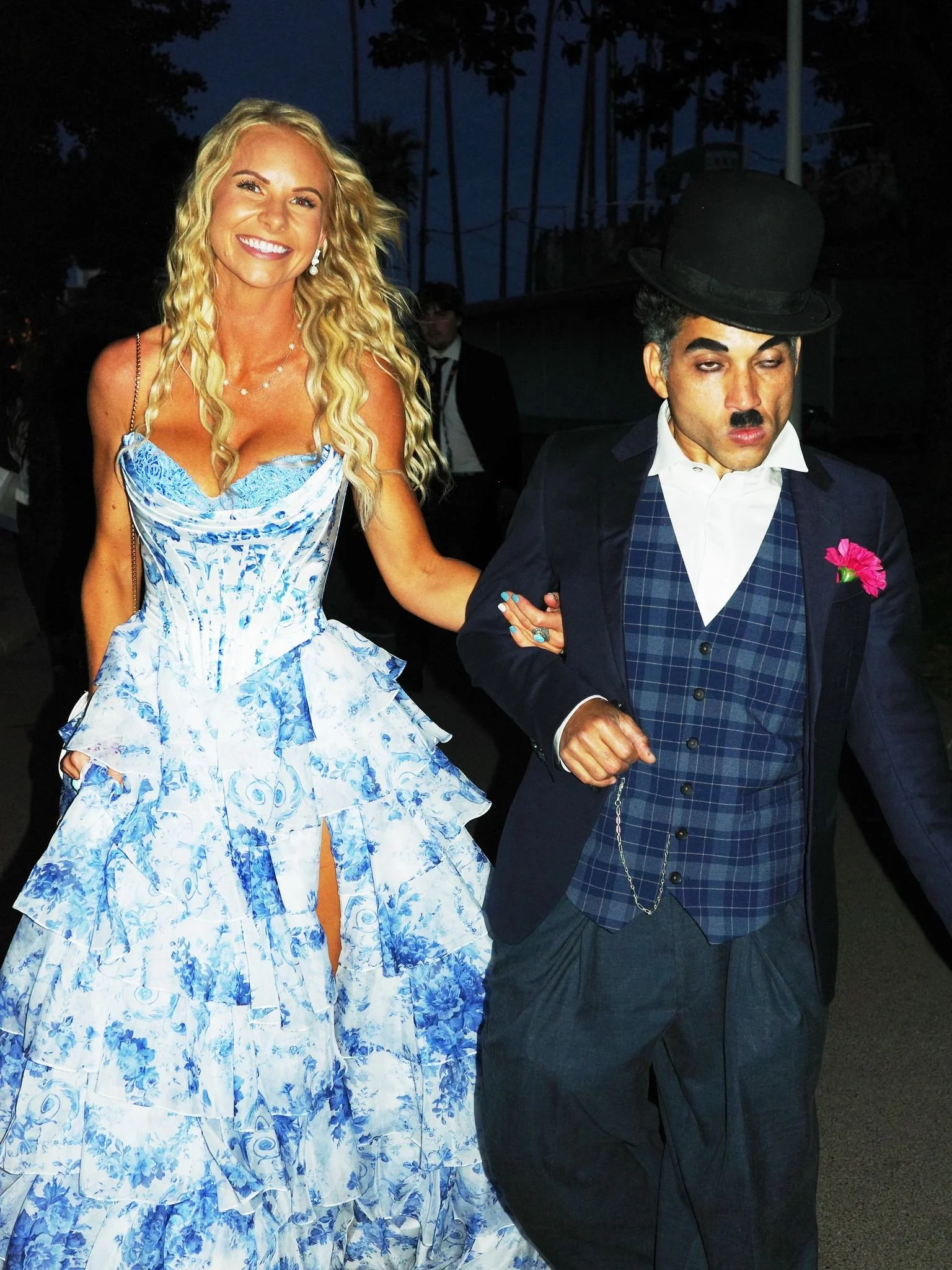 Bruno Mosso documents the chaos beyond the Cannes red carpet.