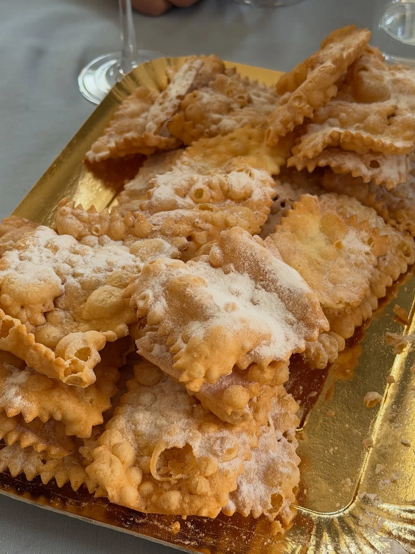 Damp and dark February is typically not my favorite month, but this one started off with some pretty great bright spots:
1. Chiacchiere from Giacomo Pasticceria
2 &ndash; 5 Tea shopping and pub hopping in London
6&ndash;8 Food scuptures, friendly fac