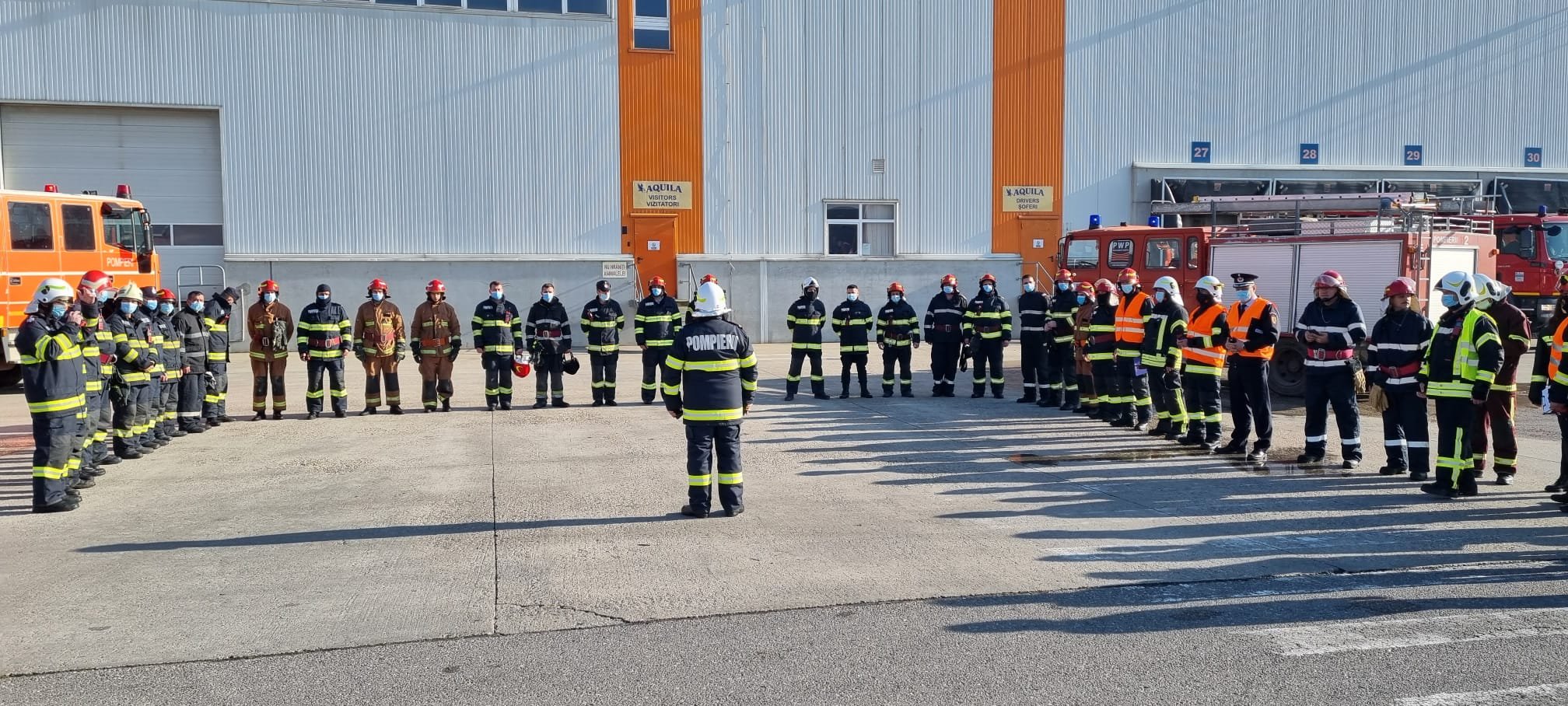 Training the intervention crews at Aquila Warehouse in the Ploiesti Industrial West Park
