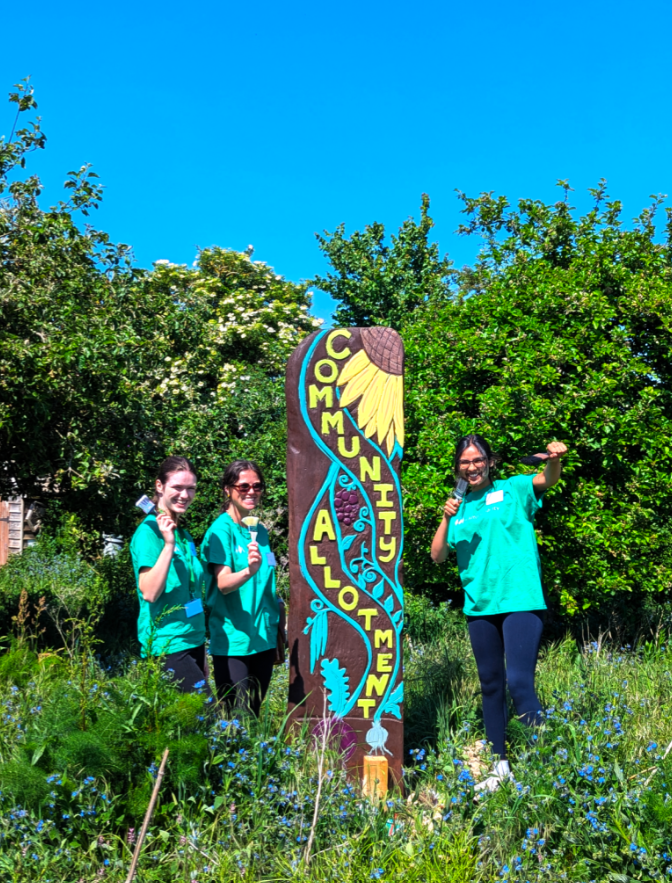 Welcoming corporate volunteers to our green spaces