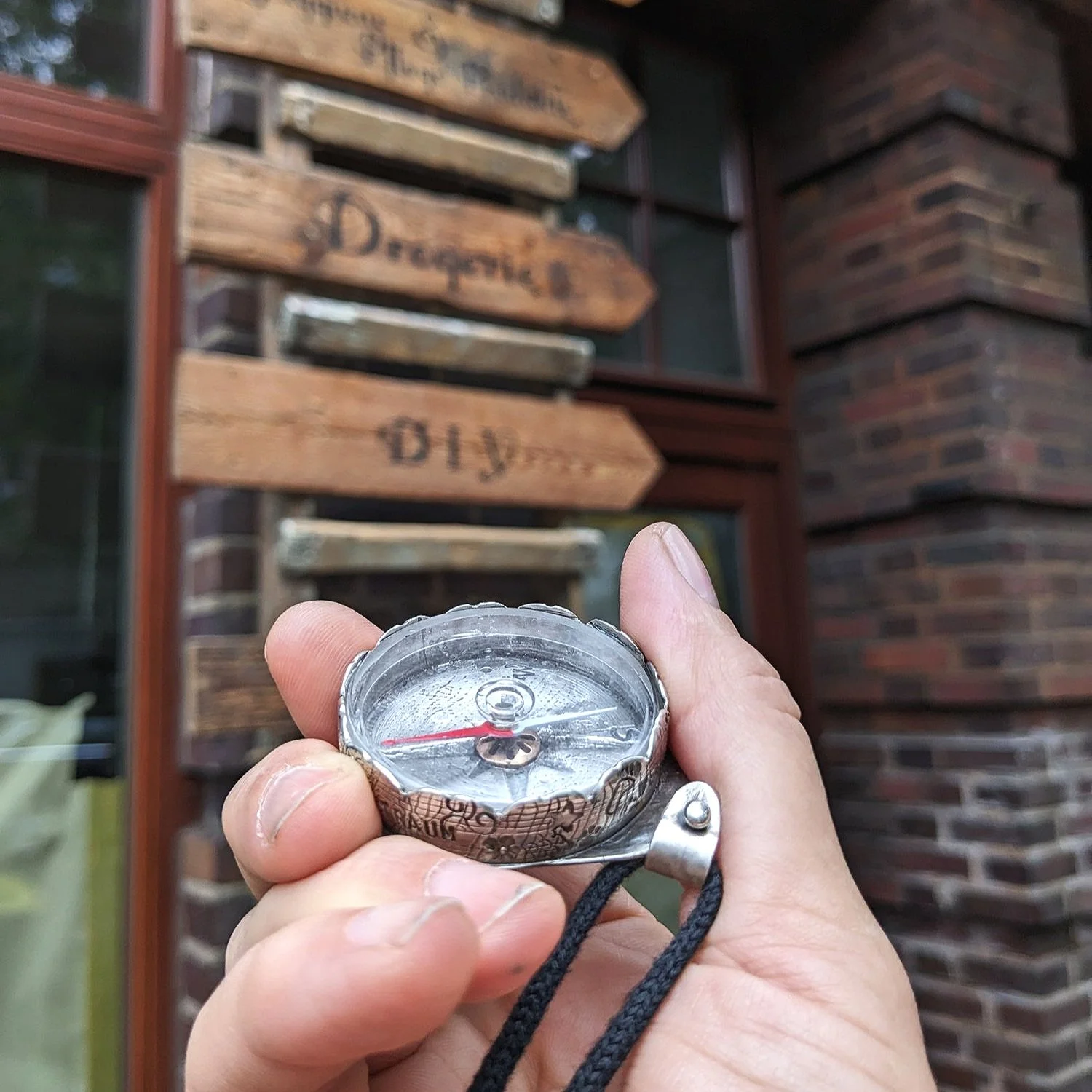 Kettenanhänger Kompass Silber 