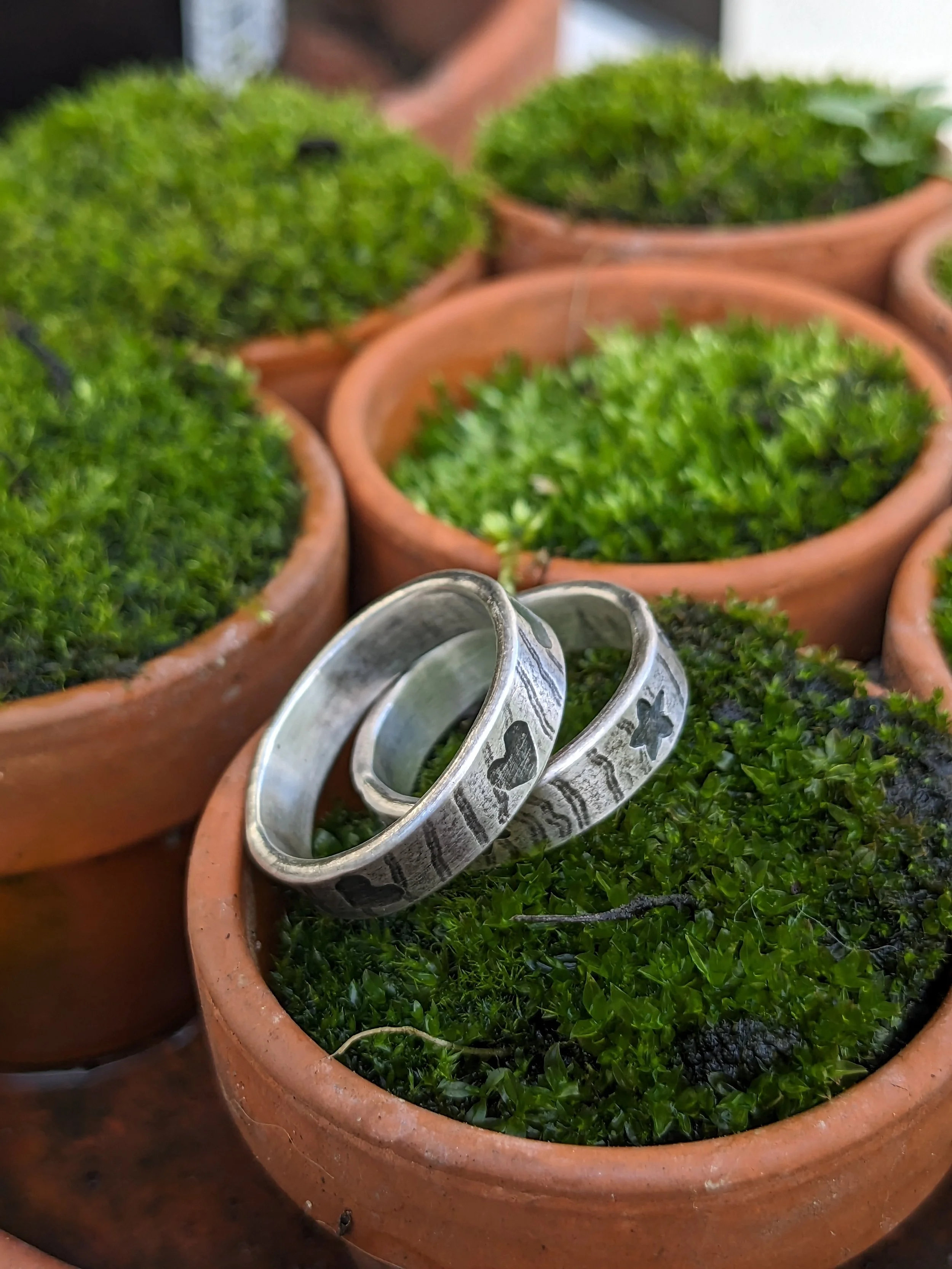 Ring Basics schmal Herzen Sterne (6).jpg